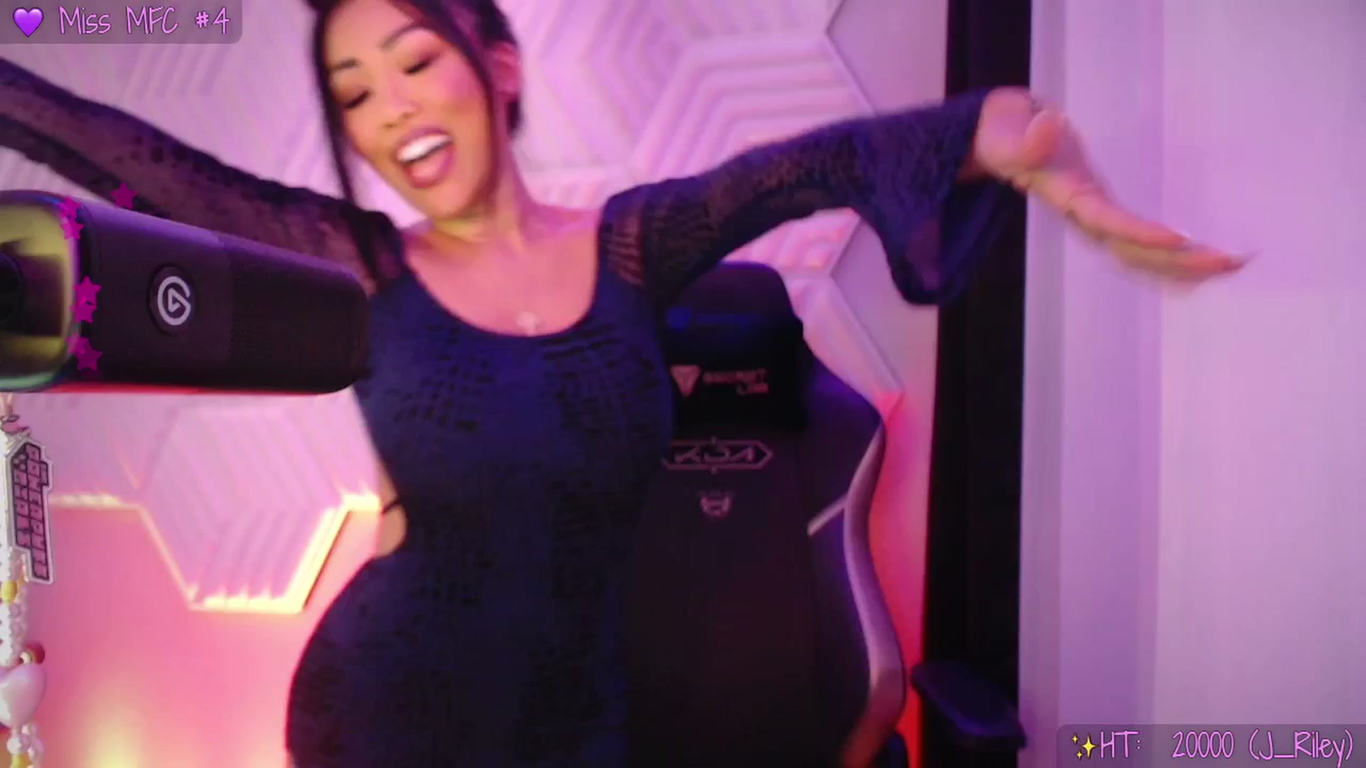 Gallery image thumbnail from SinCityVEE's myfreecams stream on, 12/21/2025, 07:56 image 20 of 20