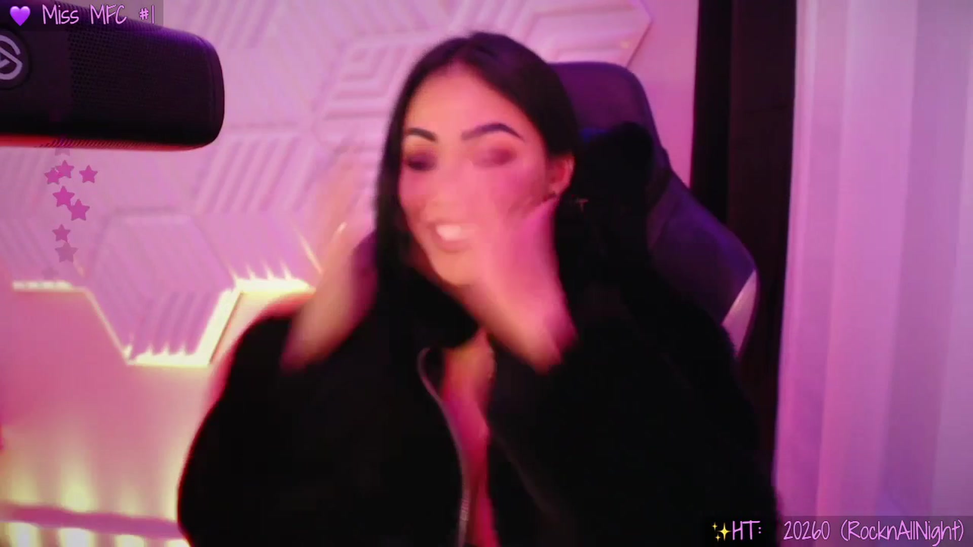 Gallery image thumbnail from SinCityVEE's myfreecams stream on, 01/07/2026, 09:46 image 4 of 20