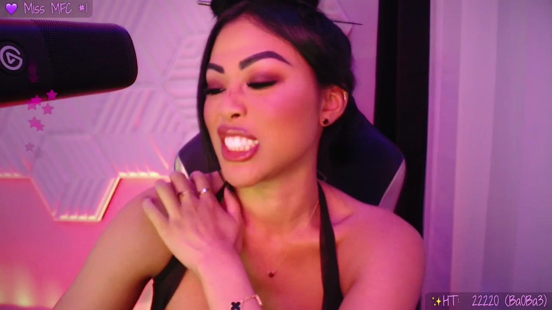 Gallery image thumbnail from SinCityVEE's myfreecams stream on, 01/07/2026, 09:46 image 12 of 20