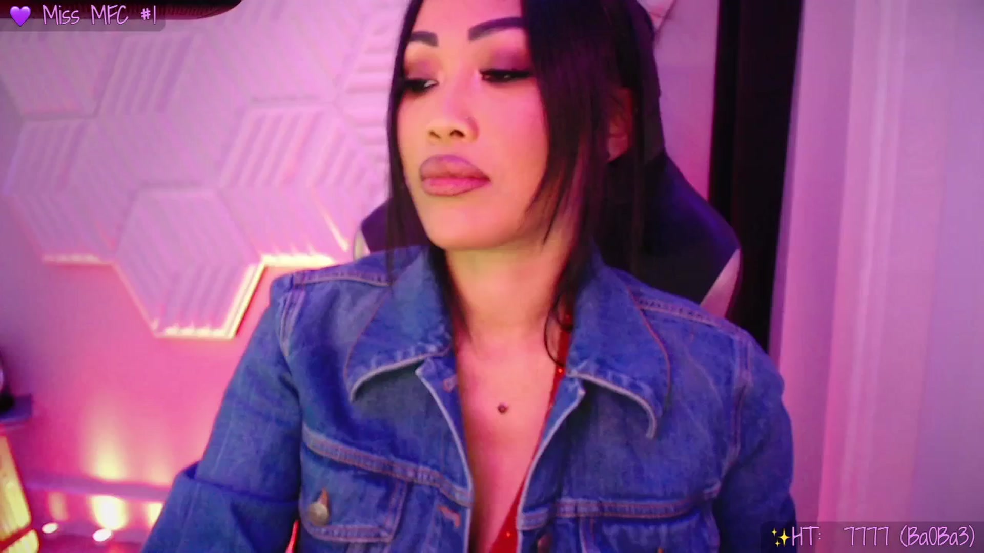 Gallery image thumbnail from SinCityVEE's myfreecams stream on, 01/10/2026, 09:21 image 6 of 20