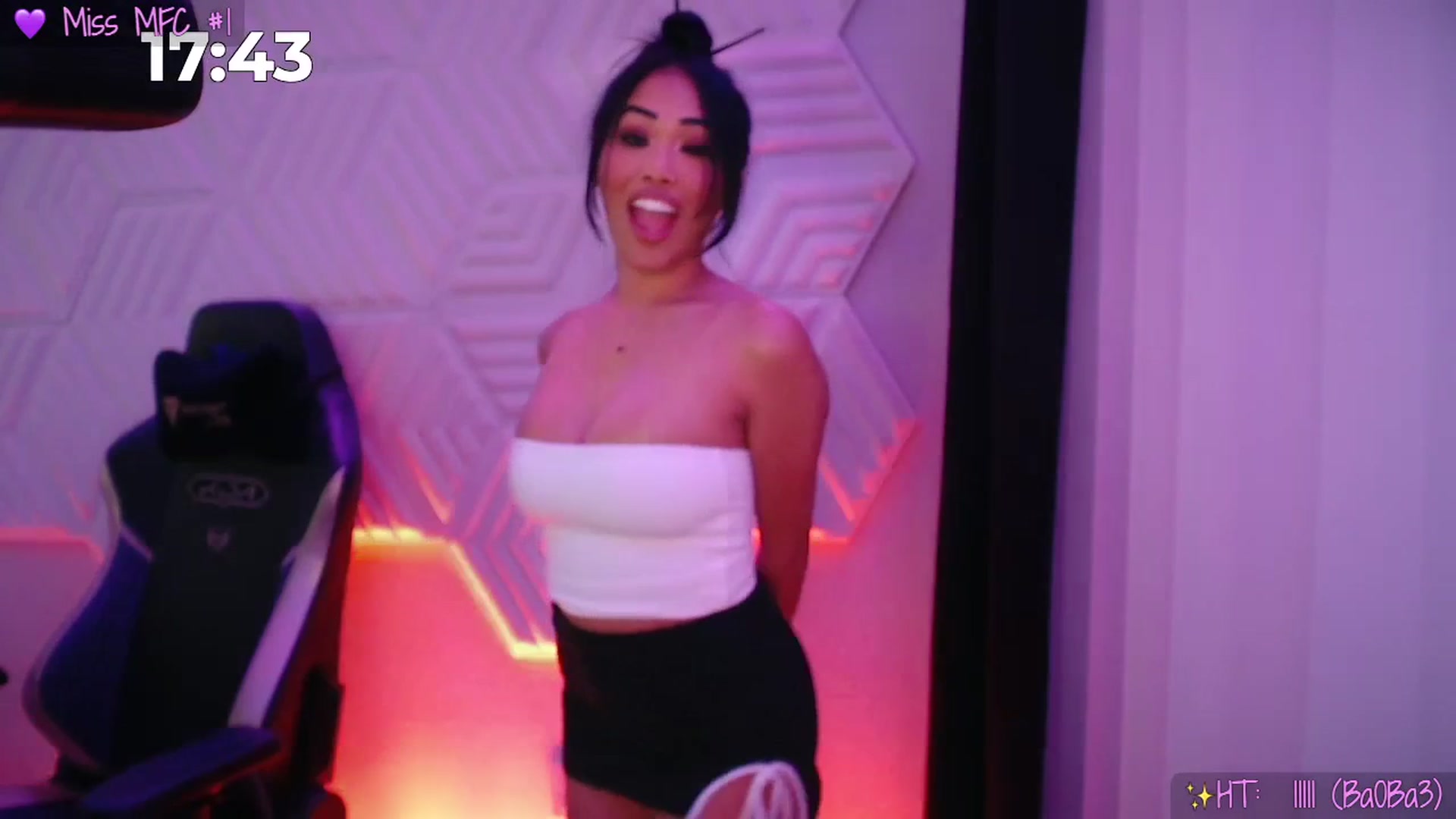 Gallery image thumbnail from SinCityVEE's myfreecams stream on, 01/13/2026, 09:45 image 7 of 20