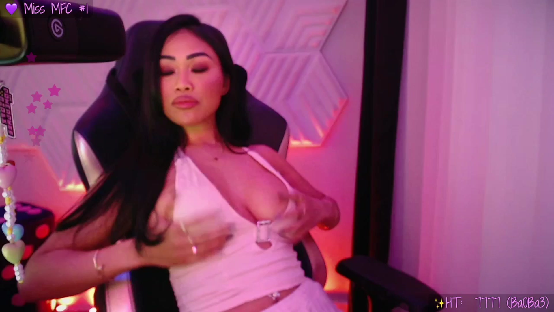 Gallery image thumbnail from SinCityVEE's myfreecams stream on, 01/14/2026, 08:57 image 14 of 20