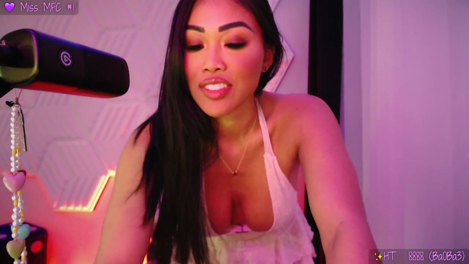 Gallery image thumbnail from SinCityVEE's myfreecams stream on, 01/14/2026, 09:34 image 11 of 20