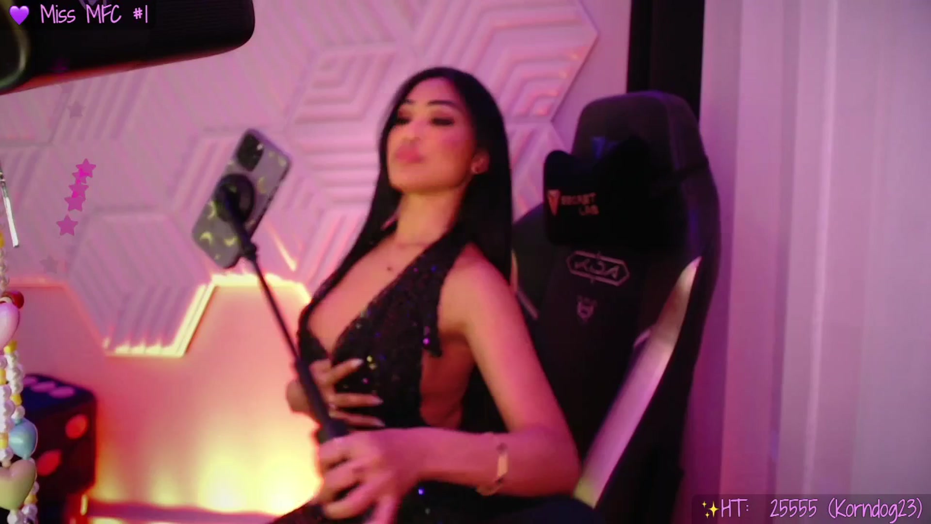 Gallery image thumbnail from SinCityVEE's myfreecams stream on, 01/16/2026, 10:27 image 20 of 20