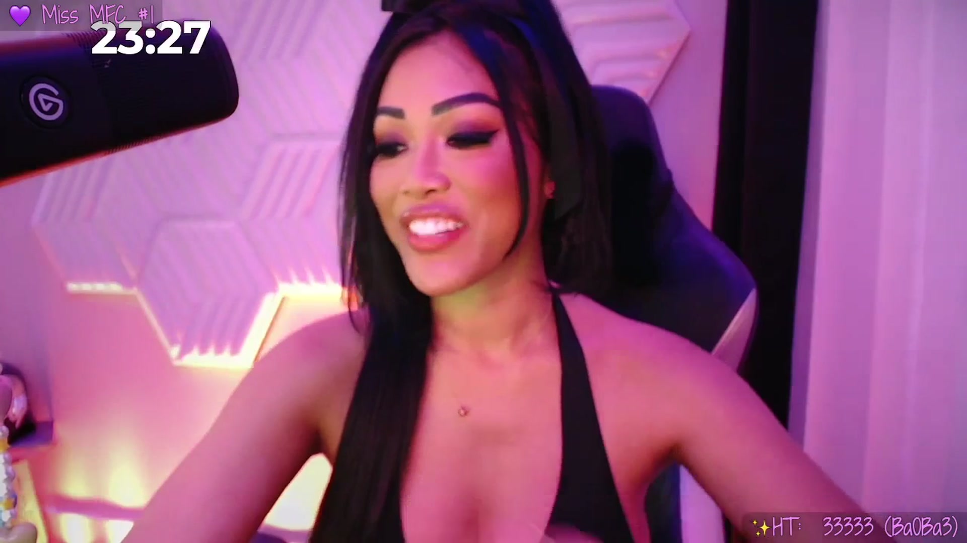 Gallery image thumbnail from SinCityVEE's myfreecams stream on, 01/18/2026, 10:36 image 15 of 20