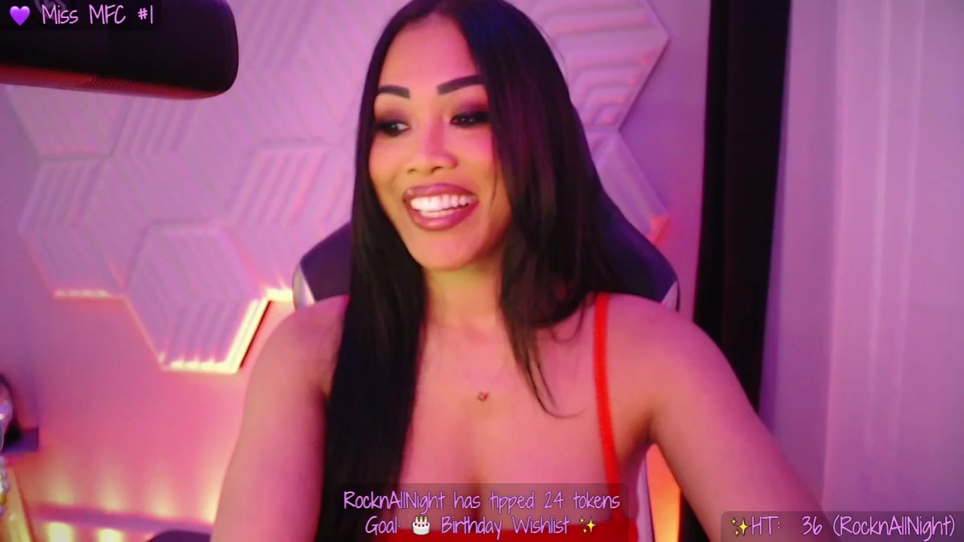 Gallery image thumbnail from SinCityVEE's myfreecams stream on, 01/22/2026, 06:17 image 11 of 20