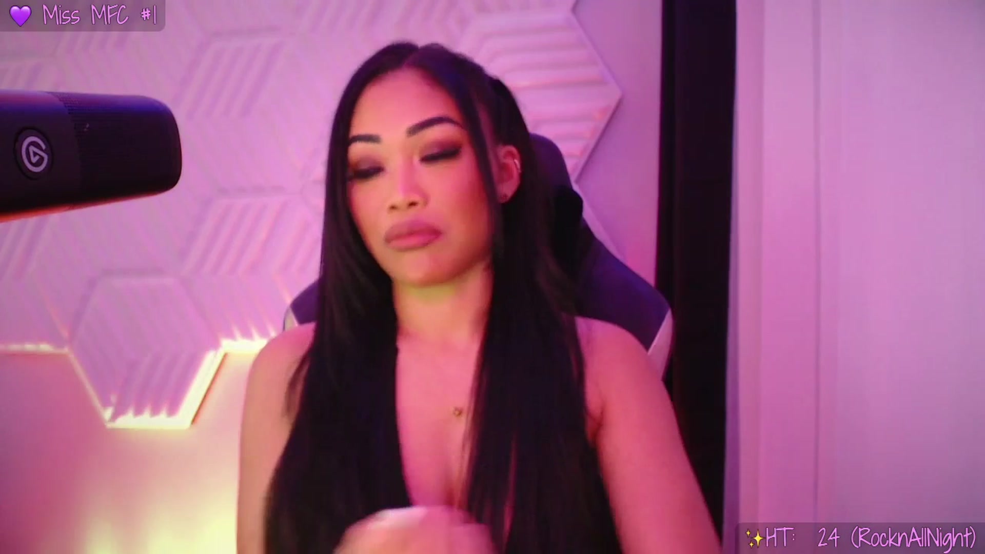 Gallery image thumbnail from SinCityVEE's myfreecams stream on, 01/28/2026, 09:51 image 2 of 20