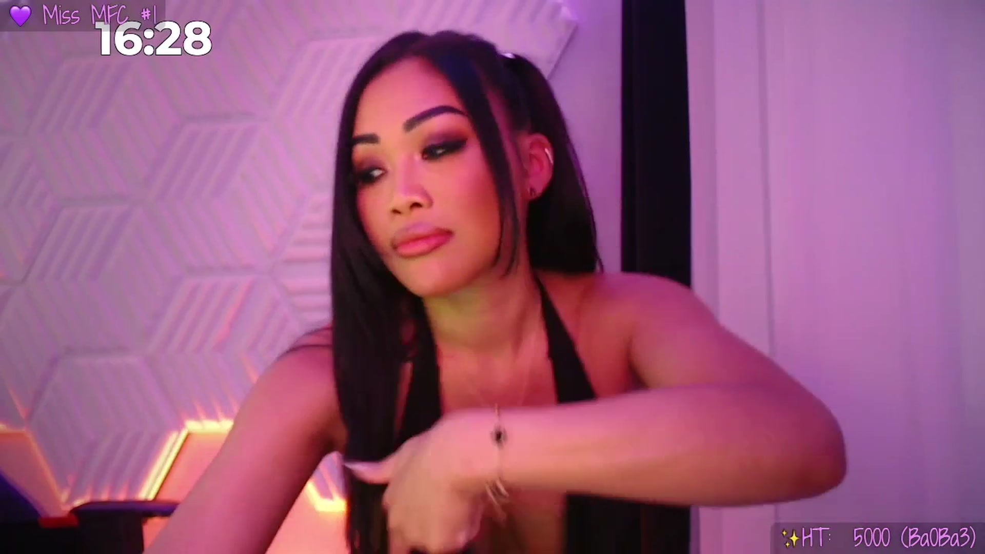 Gallery image thumbnail from SinCityVEE's myfreecams stream on, 01/28/2026, 09:51 image 13 of 20