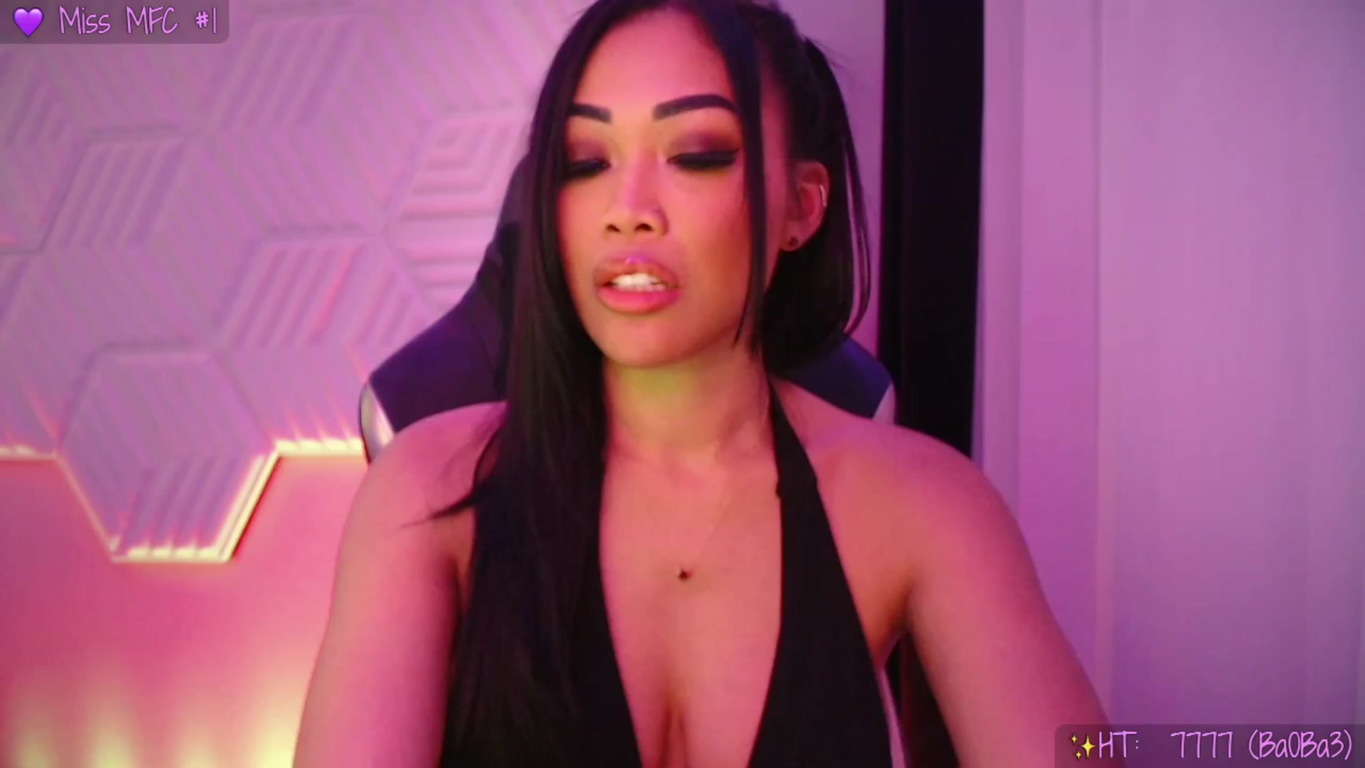 Gallery image thumbnail from SinCityVEE's myfreecams stream on, 01/28/2026, 10:03 image 18 of 20