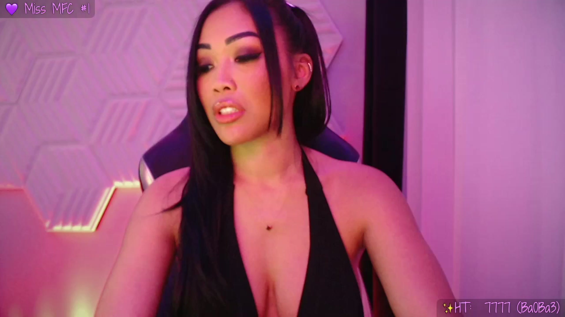 Gallery image thumbnail from SinCityVEE's myfreecams stream on, 01/28/2026, 10:03 image 17 of 20