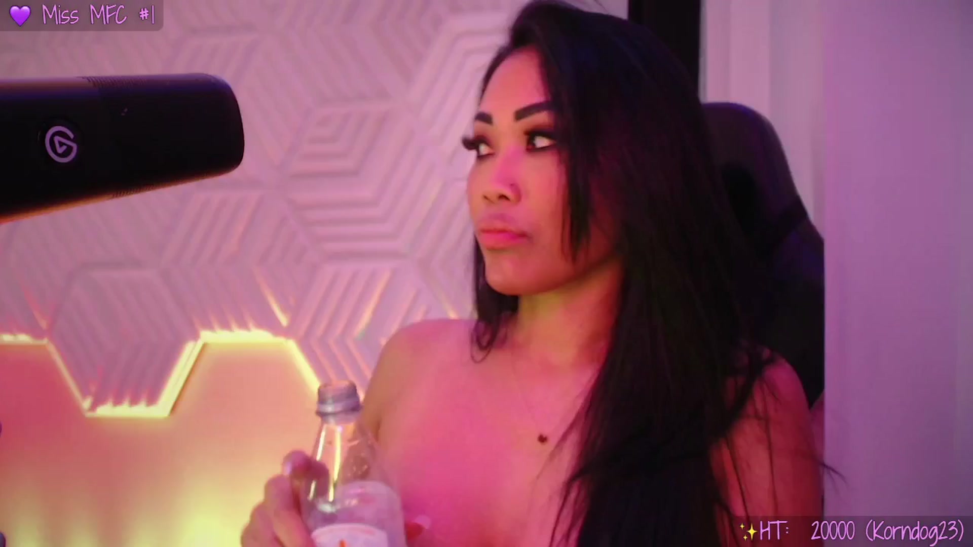 Gallery image thumbnail from SinCityVEE's myfreecams stream on, 01/30/2026, 11:02 image 9 of 20
