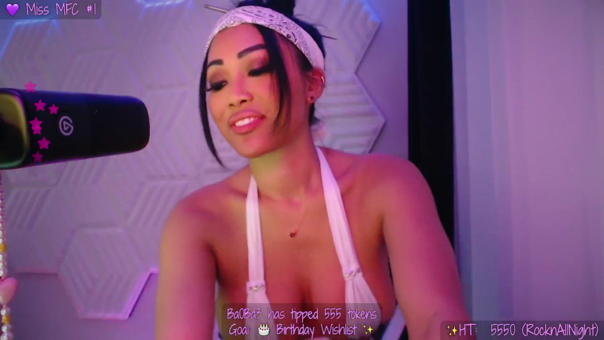 Gallery image thumbnail from SinCityVEE's myfreecams stream on, 01/31/2026, 08:02 image 17 of 20
