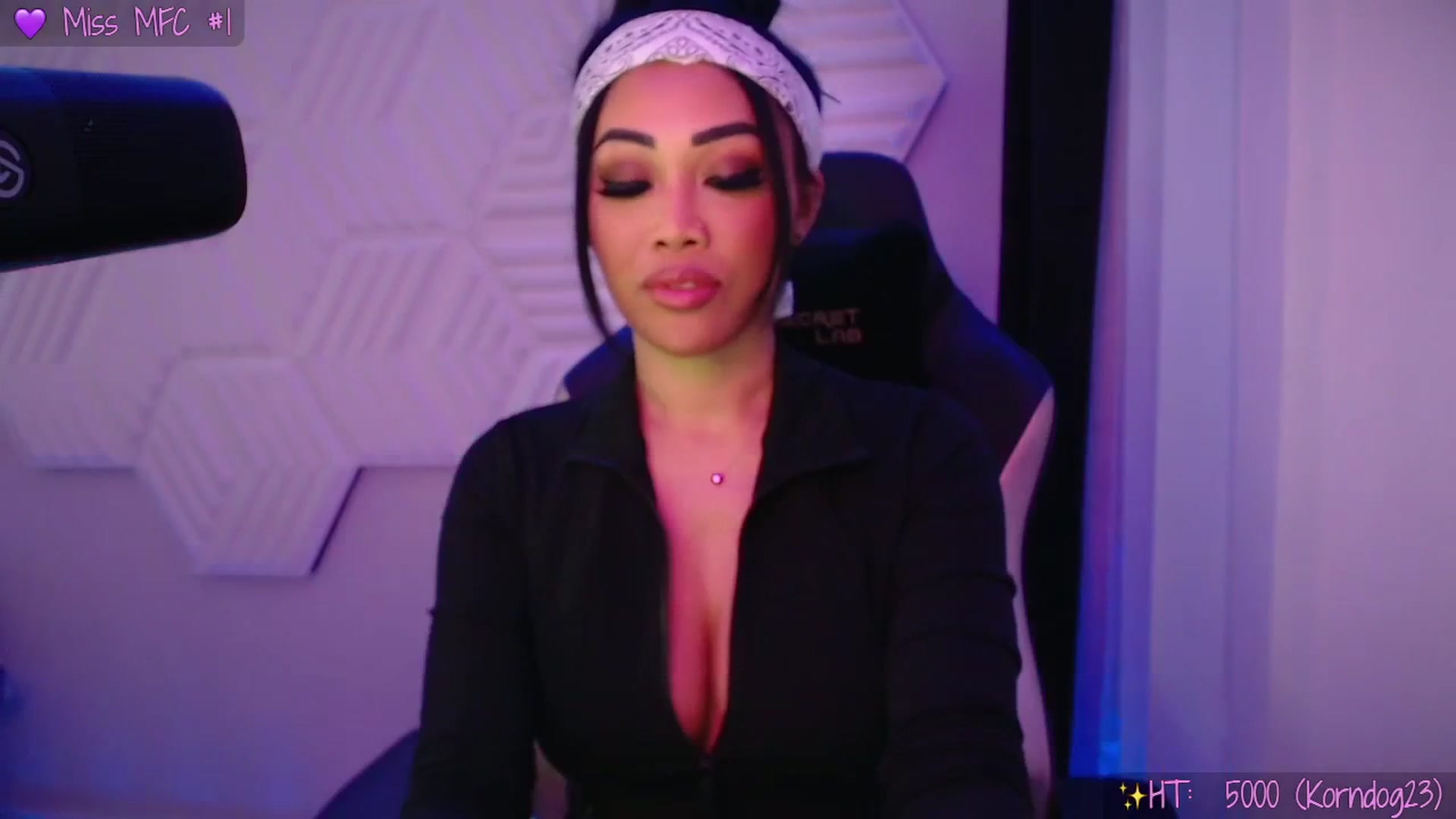 Gallery image thumbnail from SinCityVEE's myfreecams stream on, 01/31/2026, 08:02 image 4 of 20