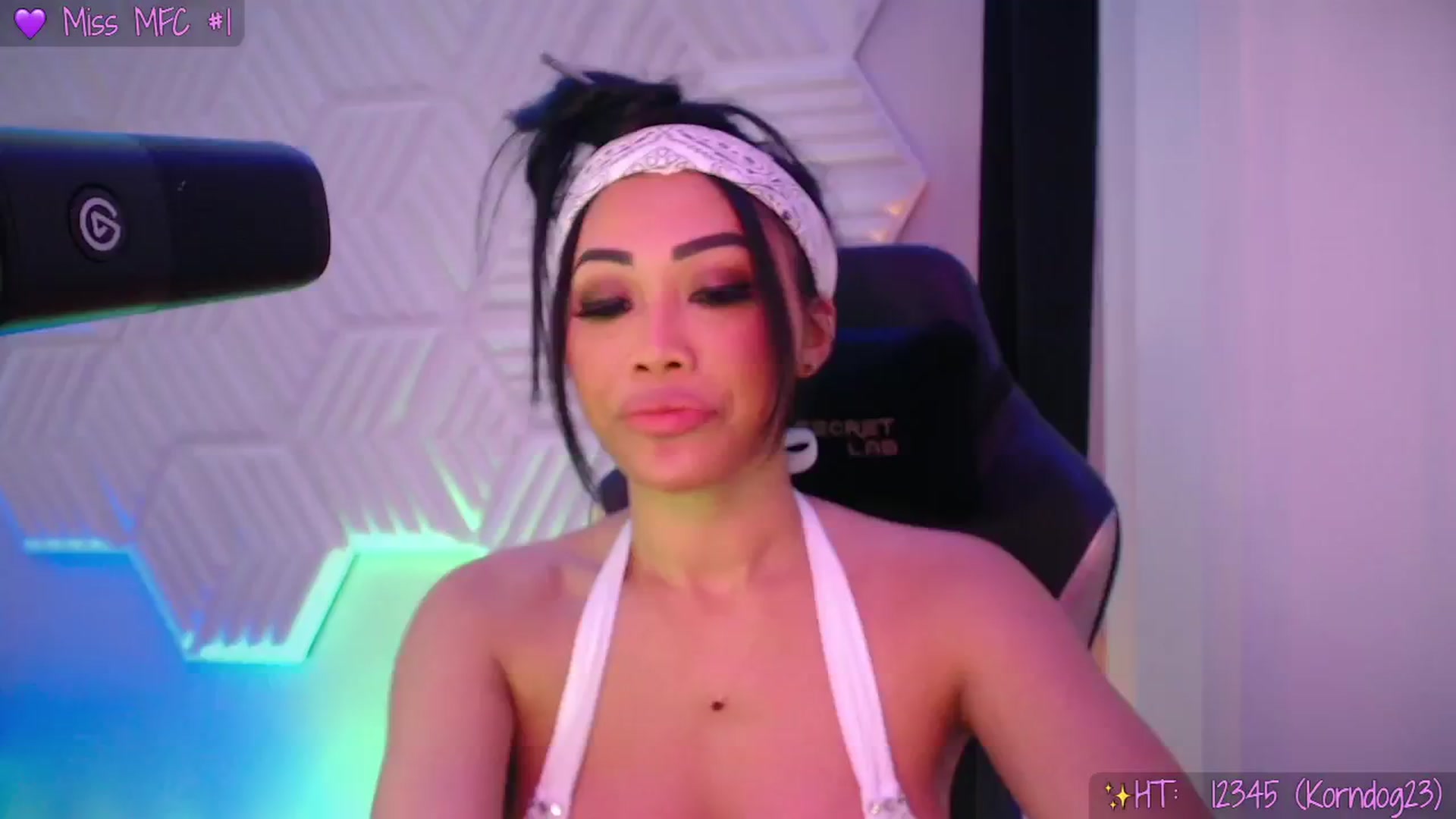 Gallery image thumbnail from SinCityVEE's myfreecams stream on, 01/31/2026, 10:14 image 16 of 20