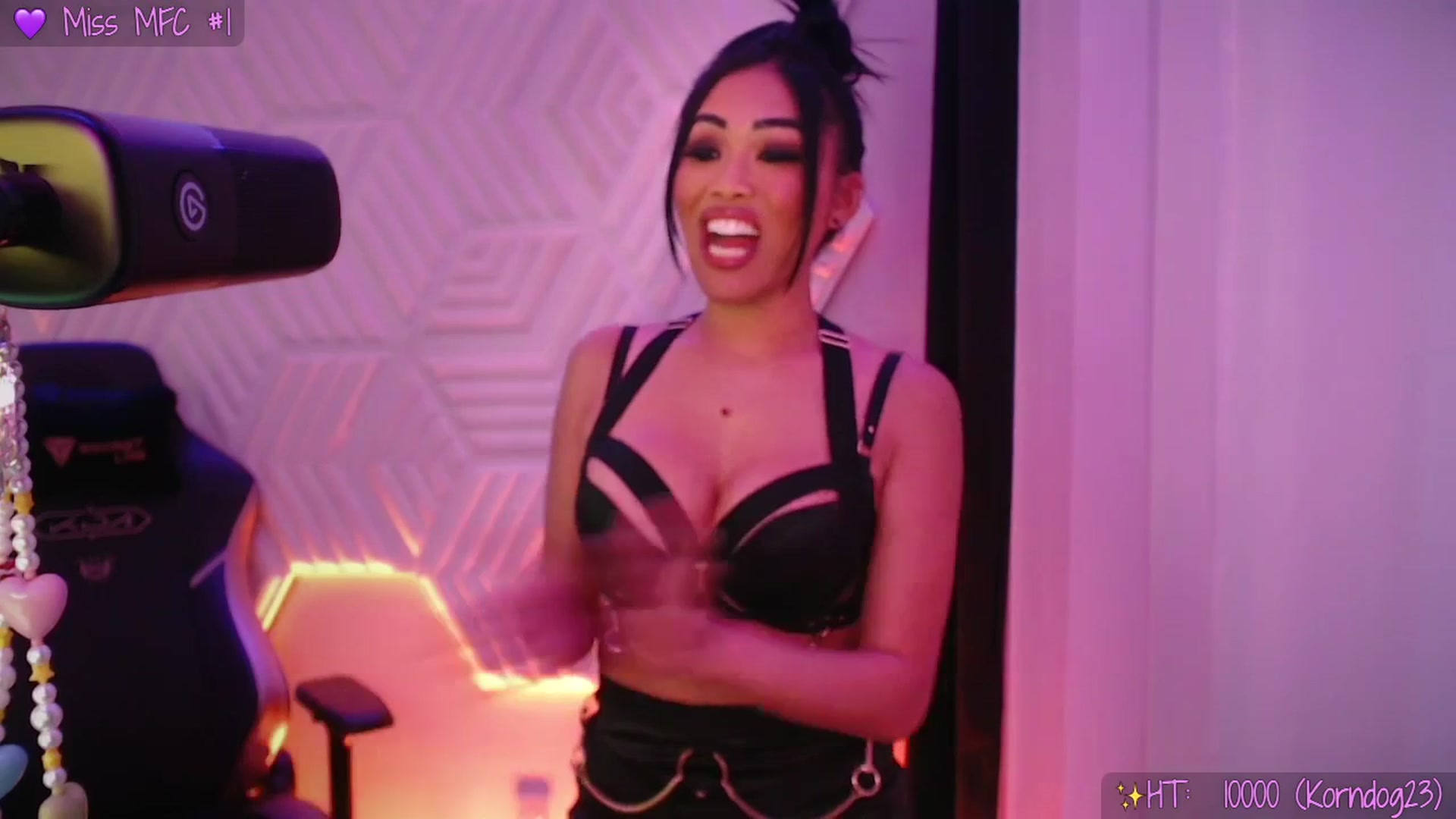 Gallery image thumbnail from SinCityVEE's myfreecams stream on, 02/01/2026, 07:56 image 7 of 20