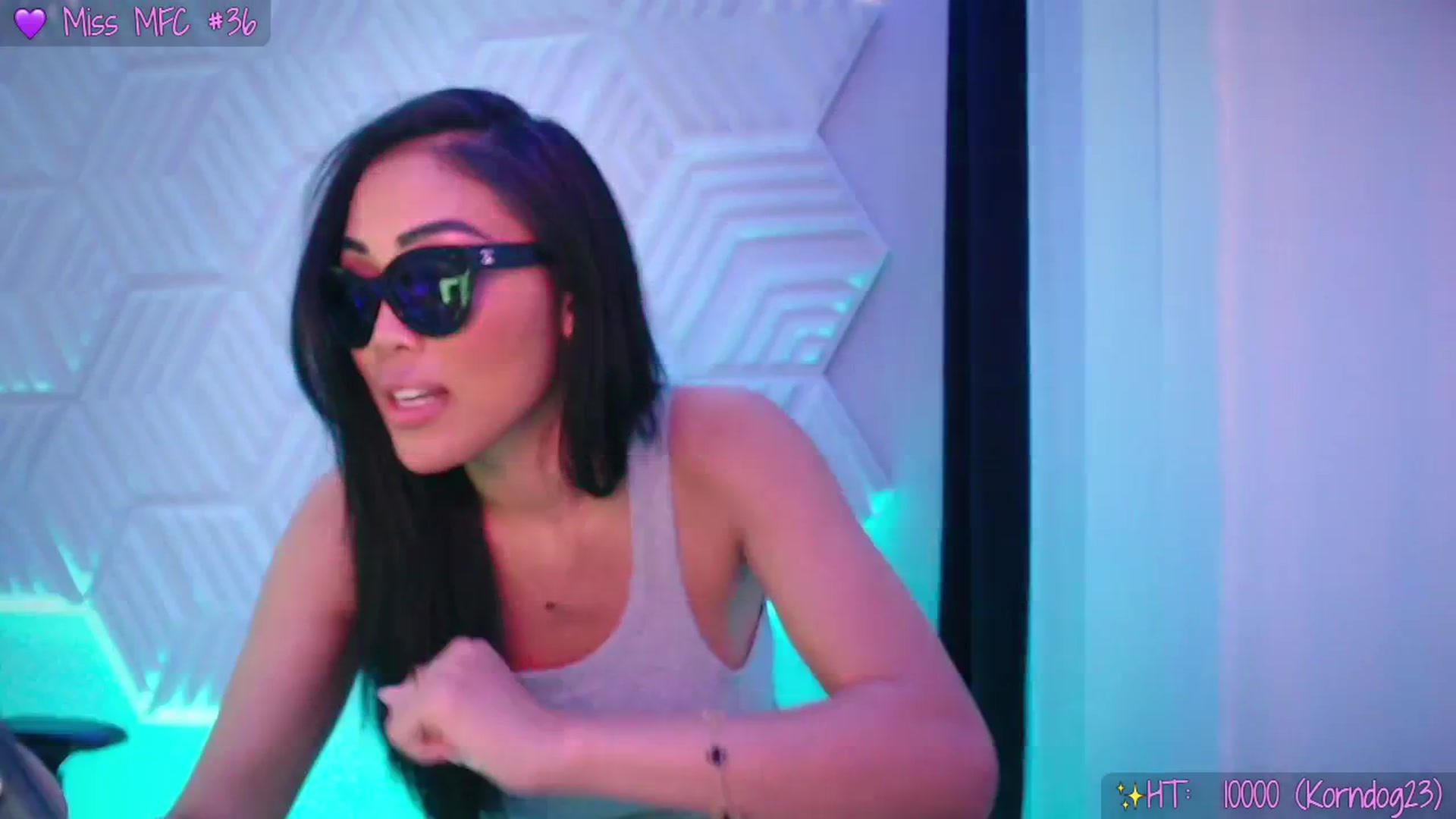Gallery image thumbnail from SinCityVEE's myfreecams stream on, 02/01/2026, 11:41 image 9 of 20