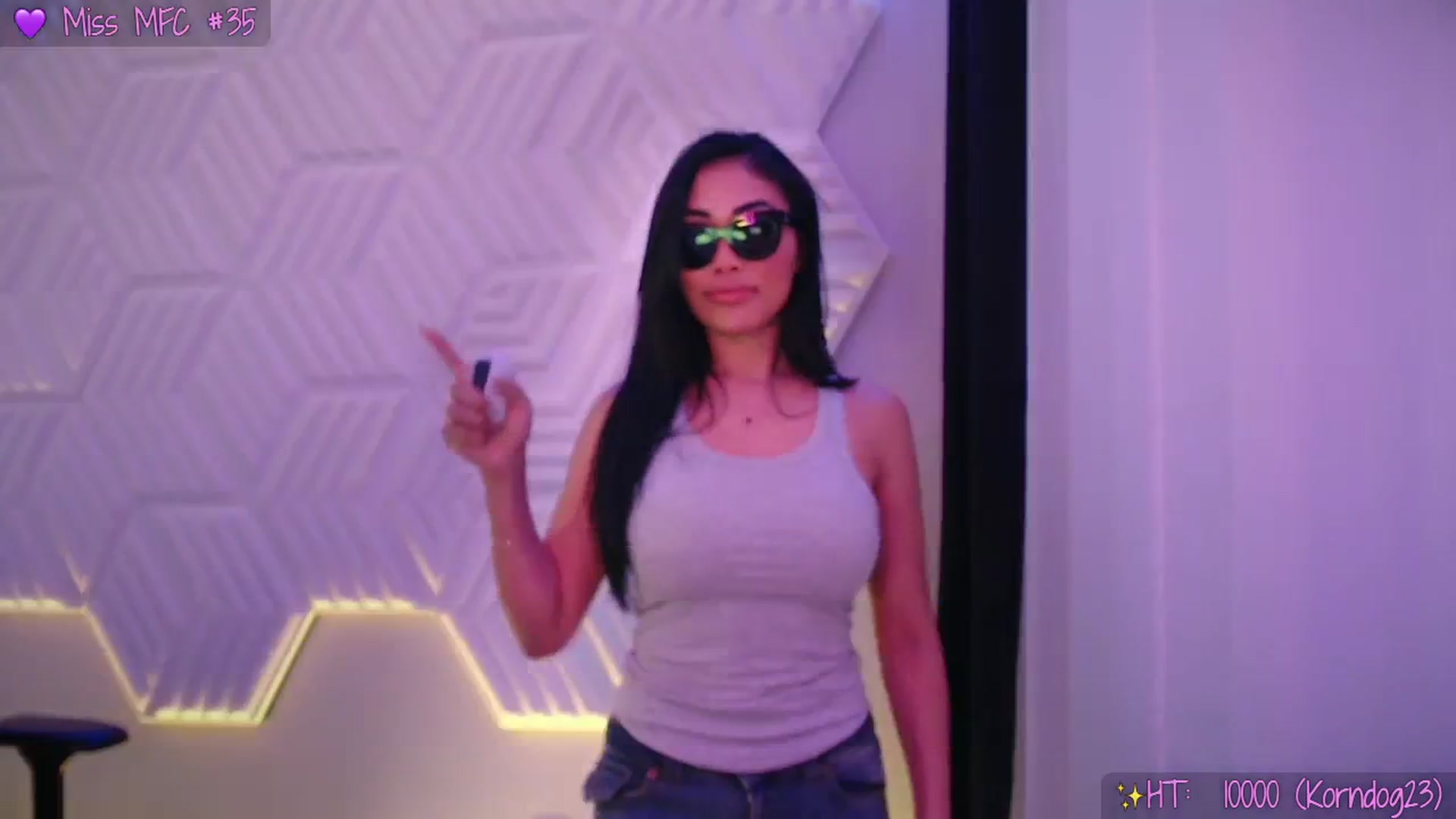 Gallery image thumbnail from SinCityVEE's myfreecams stream on, 02/01/2026, 11:41 image 14 of 20