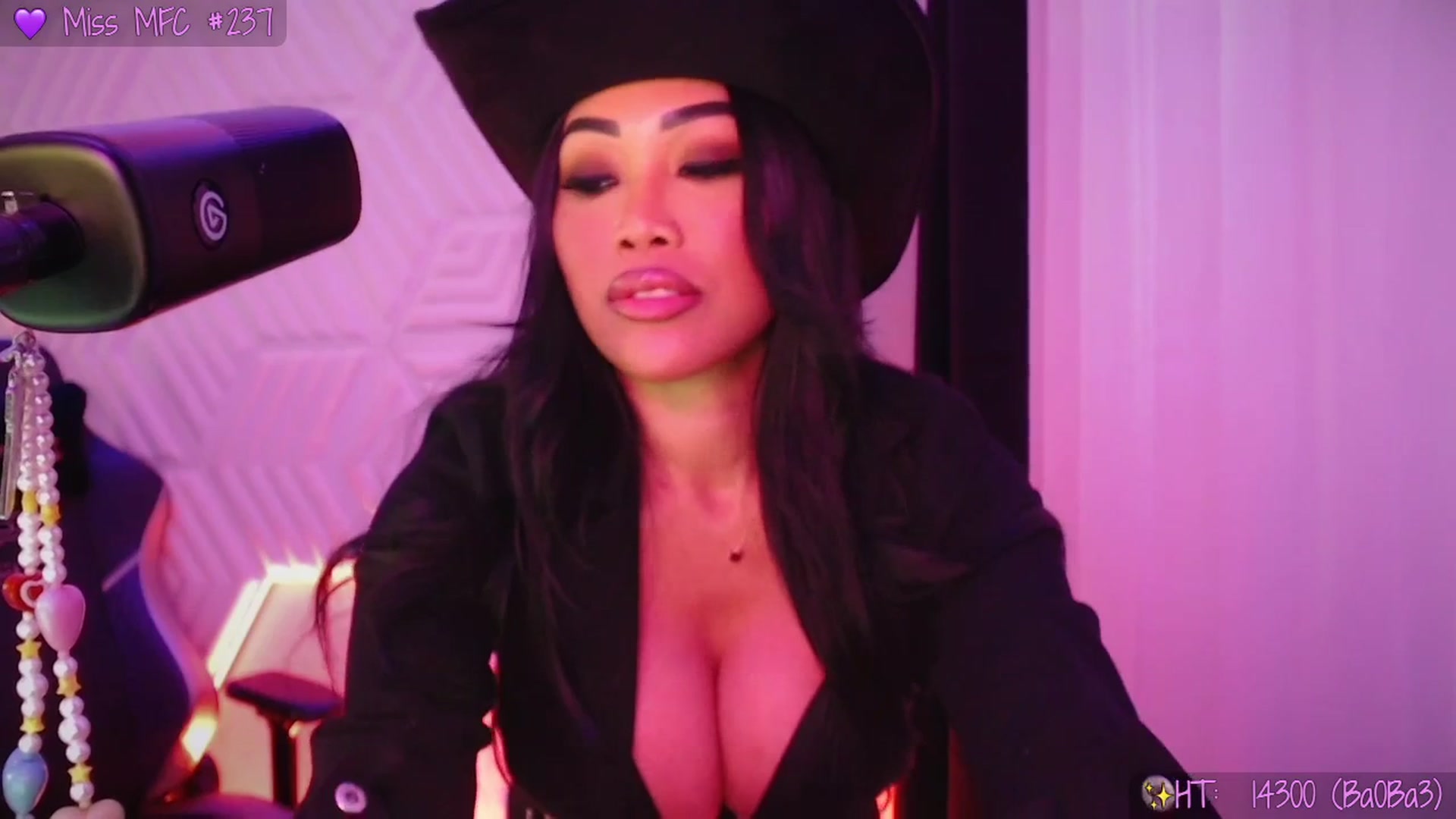 Gallery image thumbnail from SinCityVEE's myfreecams stream on, 02/14/2026, 07:52 image 12 of 20