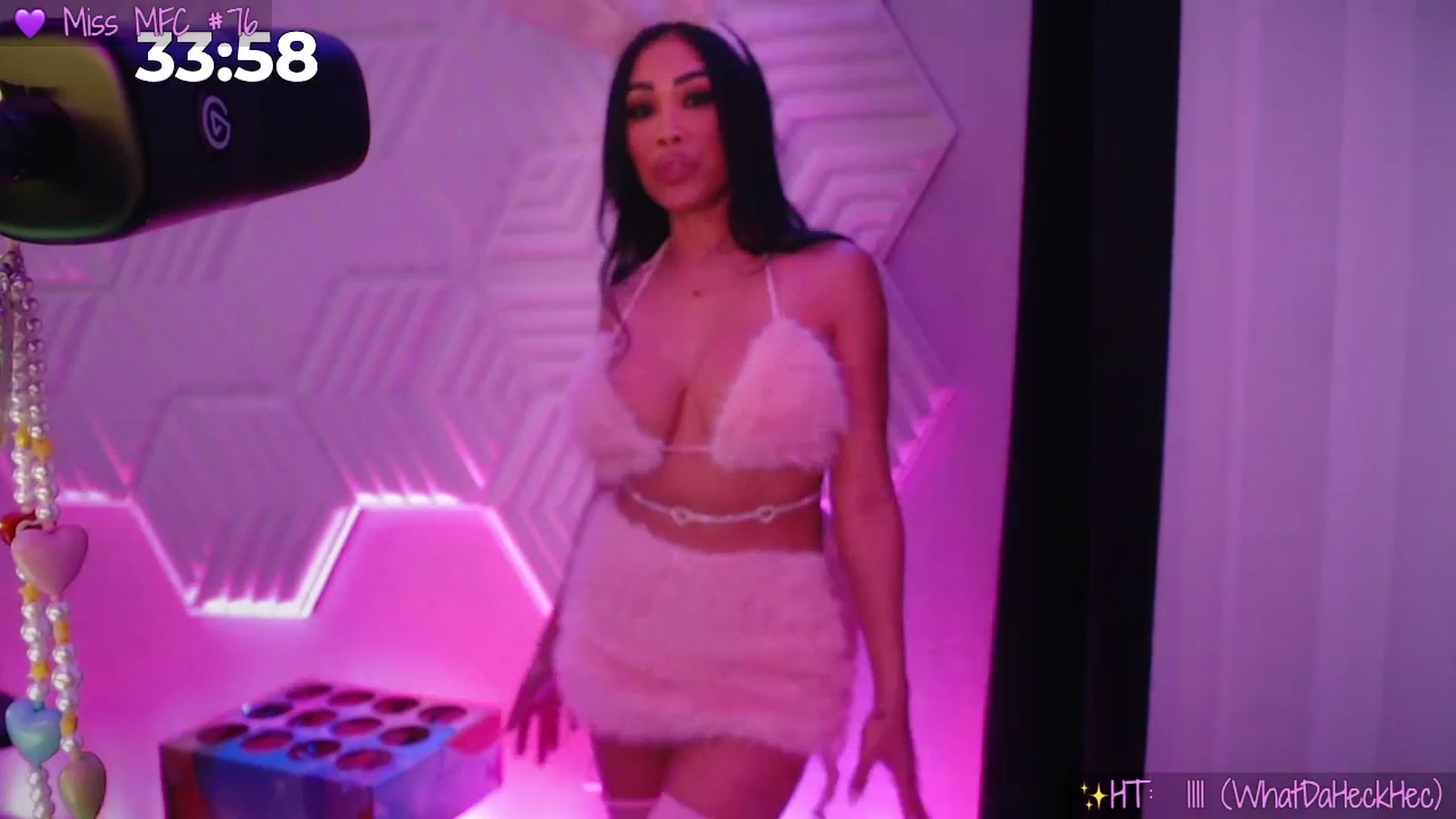 Gallery image thumbnail from SinCityVEE's myfreecams stream on, 02/15/2026, 10:21 image 8 of 20