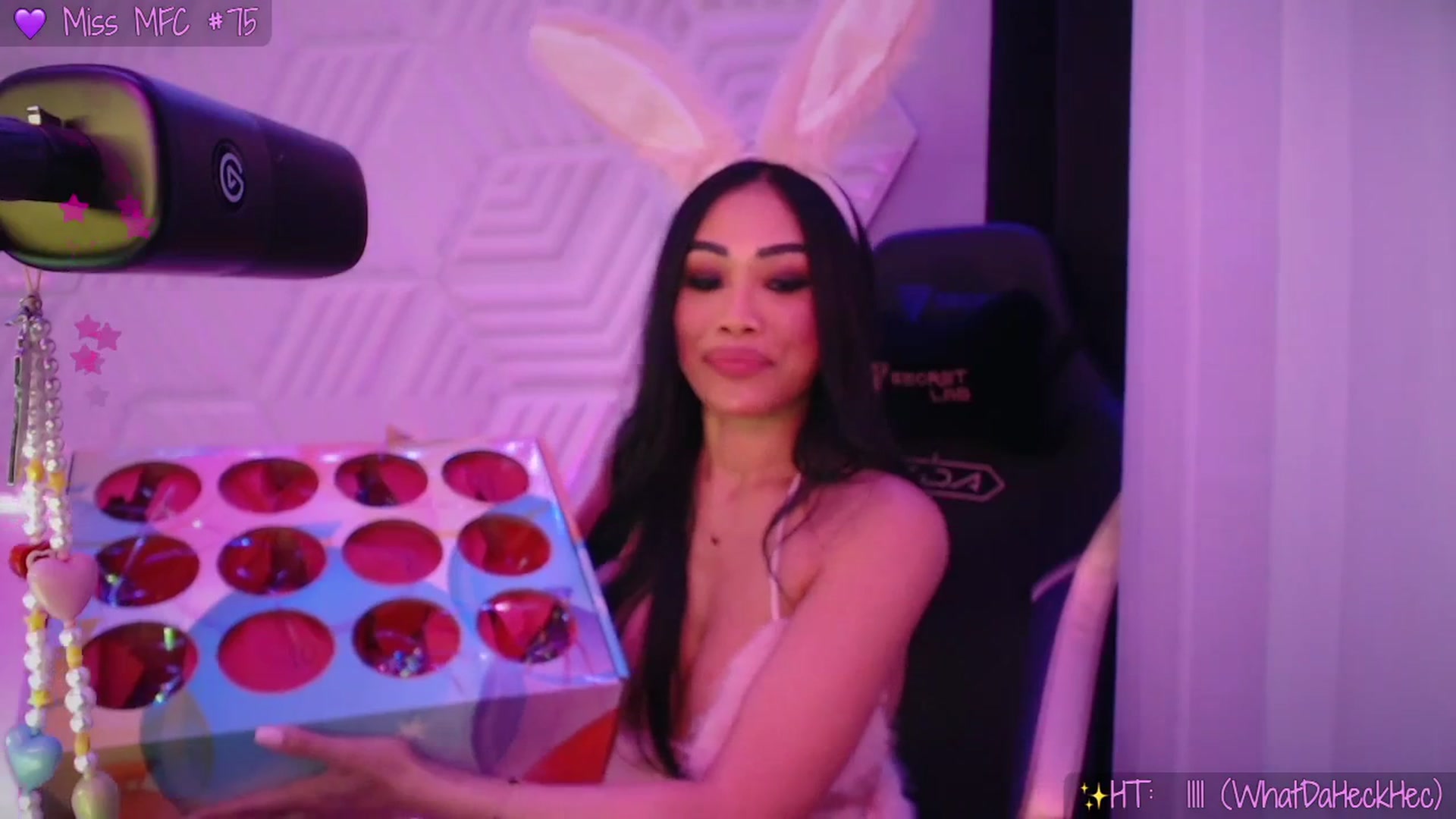 Gallery image thumbnail from SinCityVEE's myfreecams stream on, 02/15/2026, 10:21 image 7 of 20