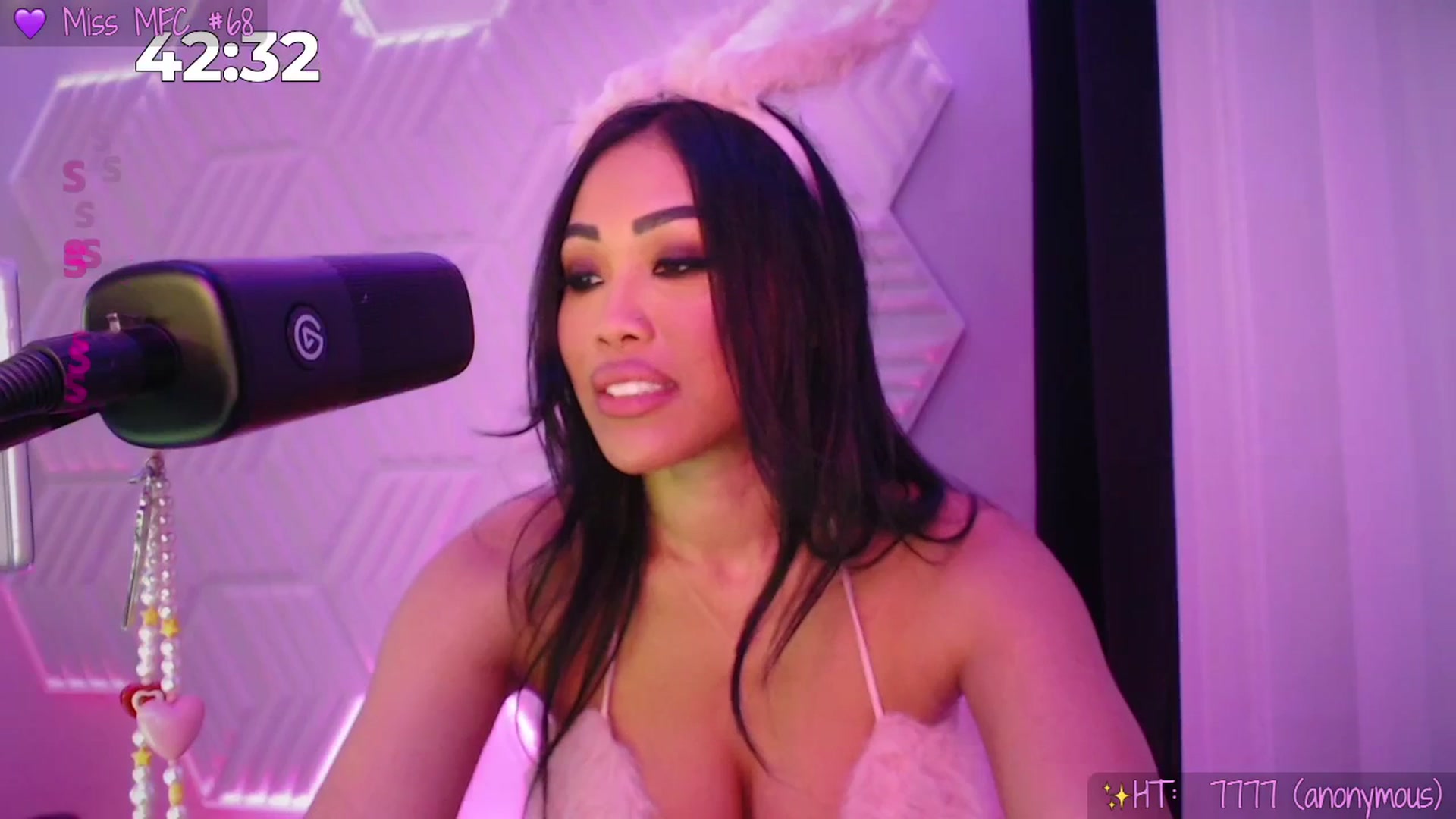 Gallery image thumbnail from SinCityVEE's myfreecams stream on, 02/15/2026, 10:21 image 11 of 20