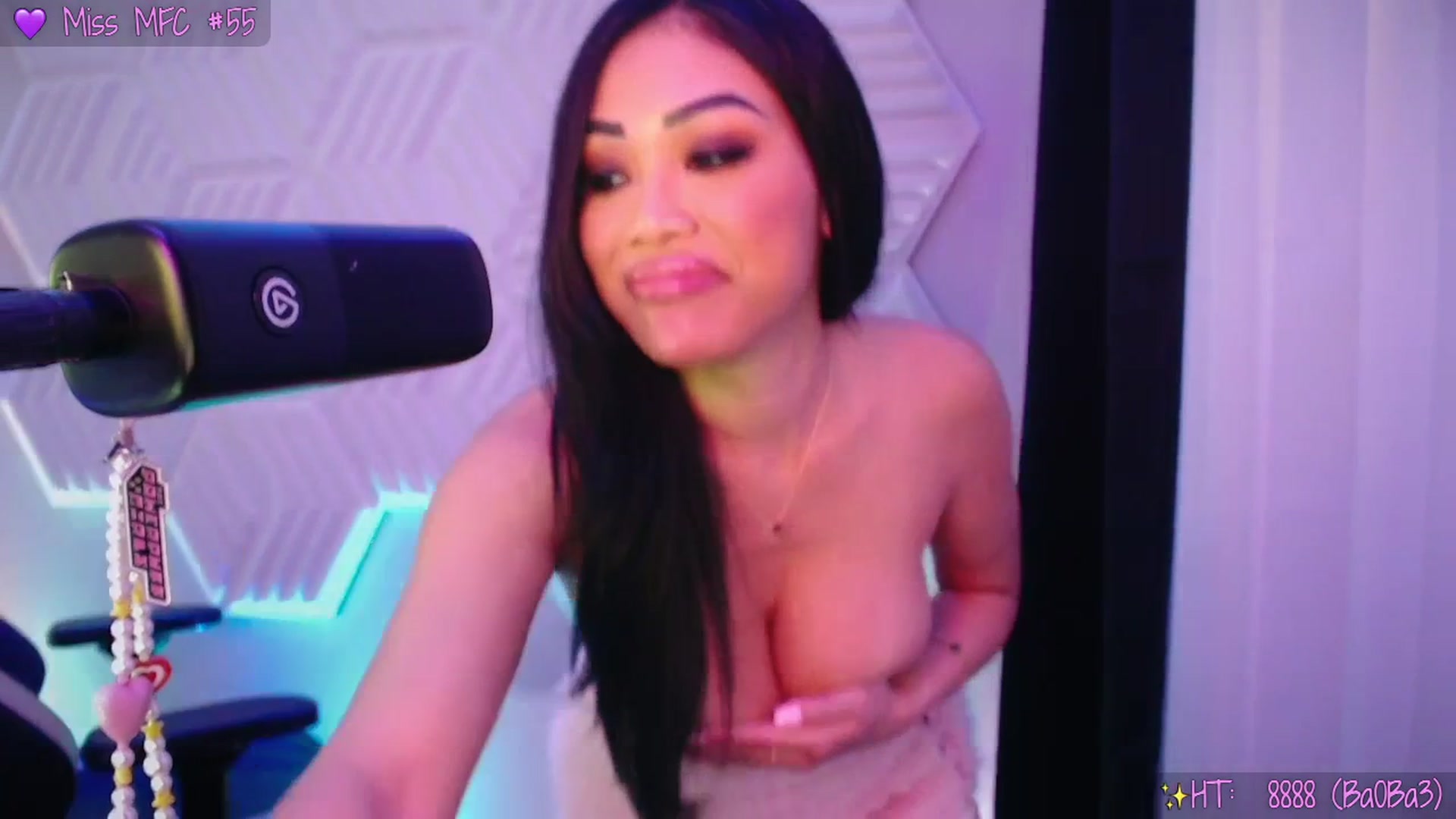 Gallery image thumbnail from SinCityVEE's myfreecams stream on, 02/15/2026, 14:24 image 12 of 20