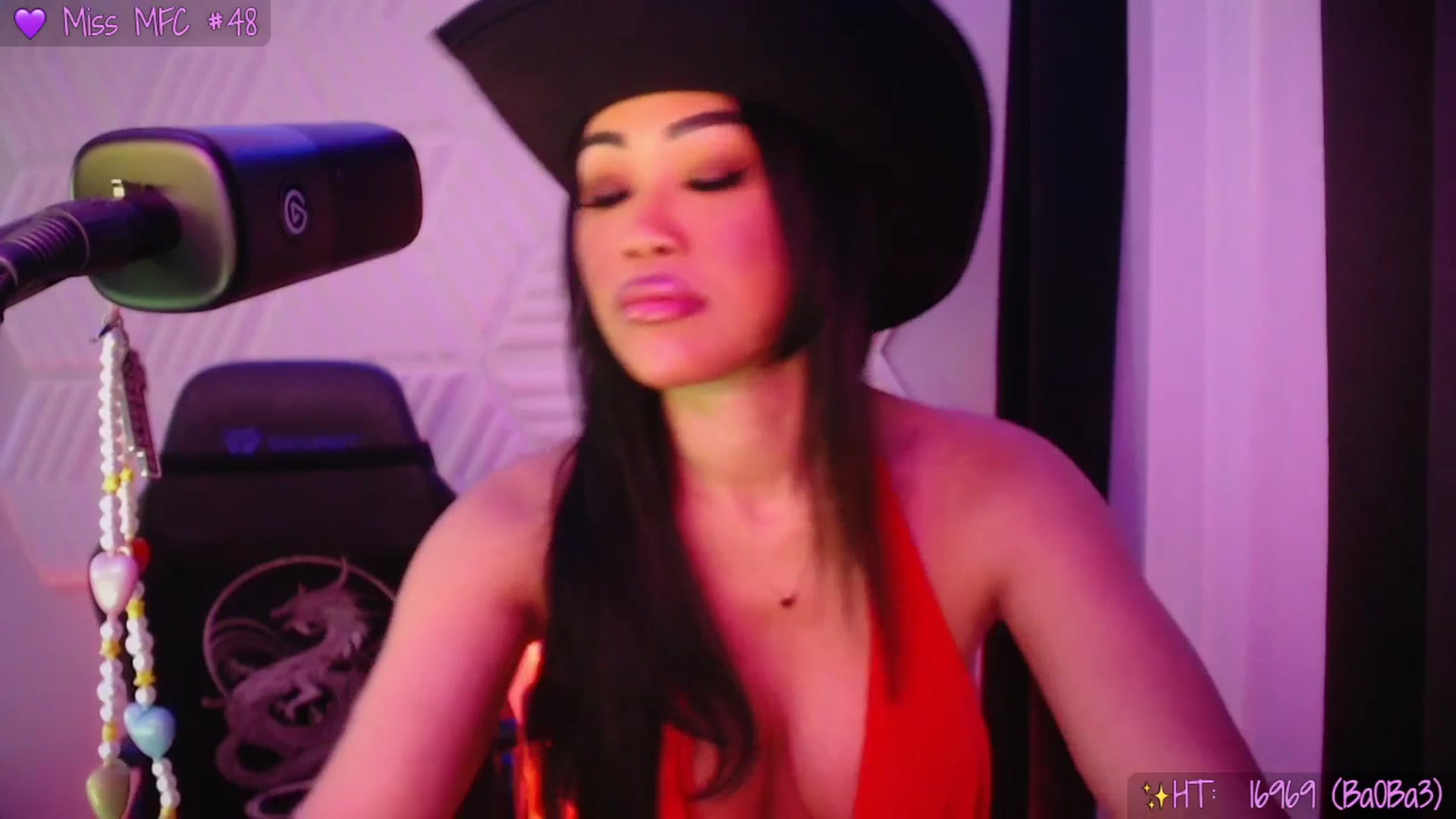 Gallery image thumbnail from SinCityVEE's myfreecams stream on, 02/18/2026, 08:47 image 11 of 20