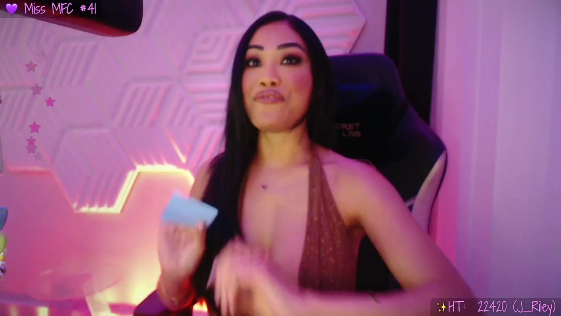 Gallery image thumbnail from SinCityVEE's myfreecams stream on, 02/20/2026, 04:03 image 13 of 20