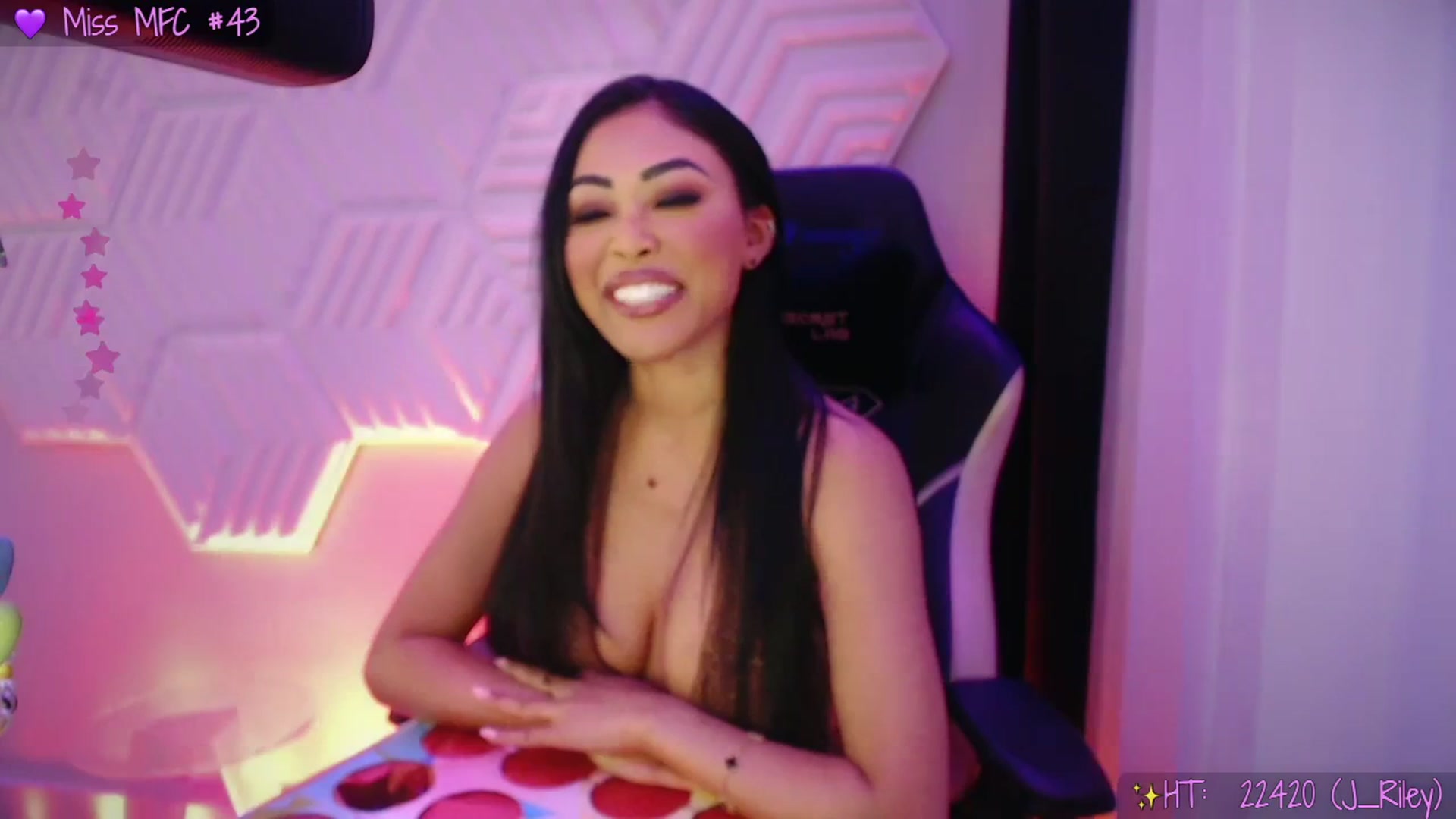 Gallery image thumbnail from SinCityVEE's myfreecams stream on, 02/20/2026, 04:03 image 5 of 20
