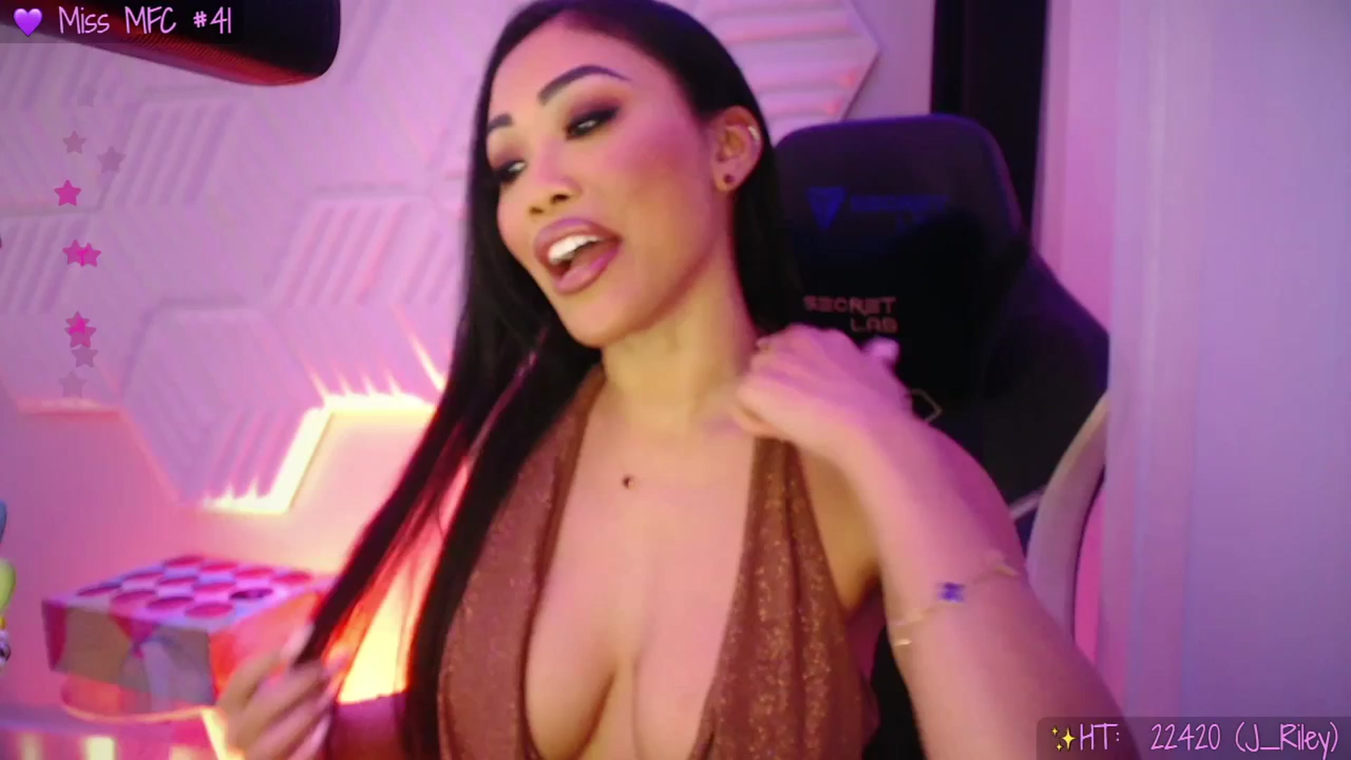 Gallery image thumbnail from SinCityVEE's myfreecams stream on, 02/20/2026, 04:03 image 7 of 20