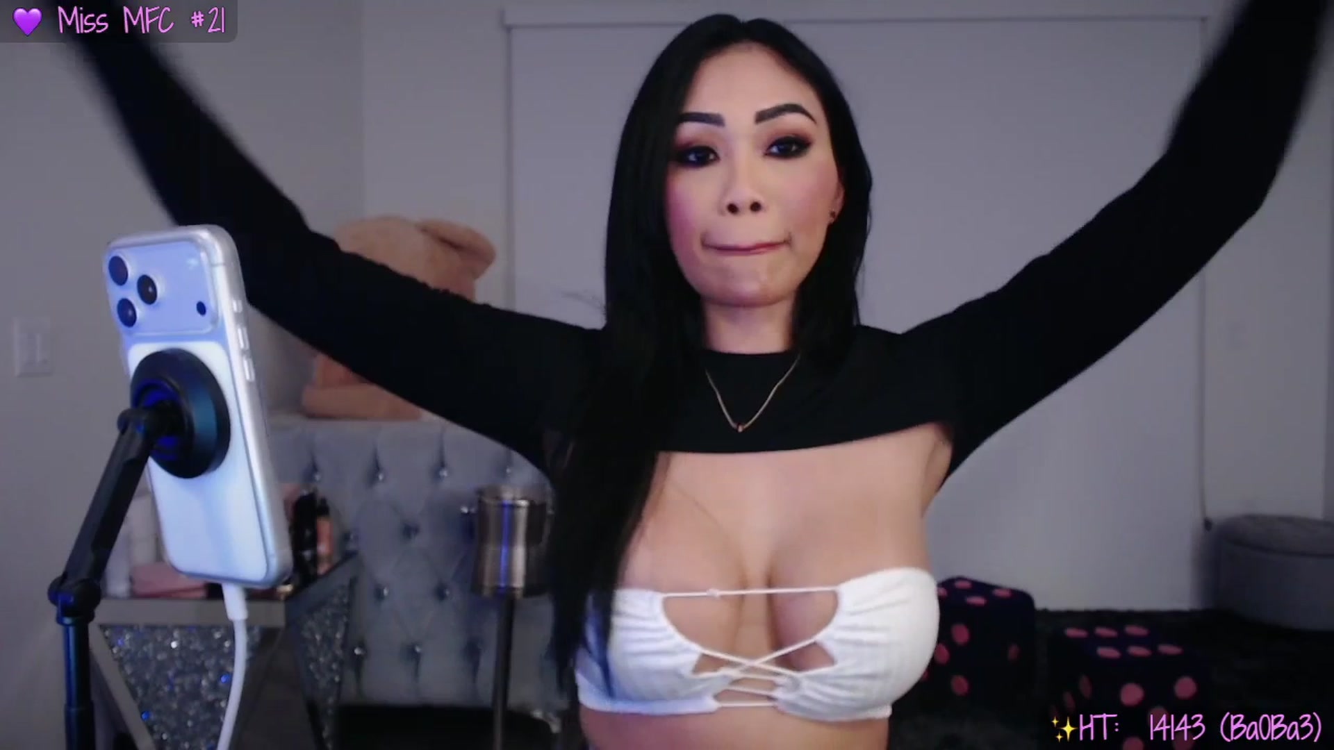 Gallery image thumbnail from SinCityVEE's myfreecams stream on, 03/05/2026, 09:47 image 11 of 20