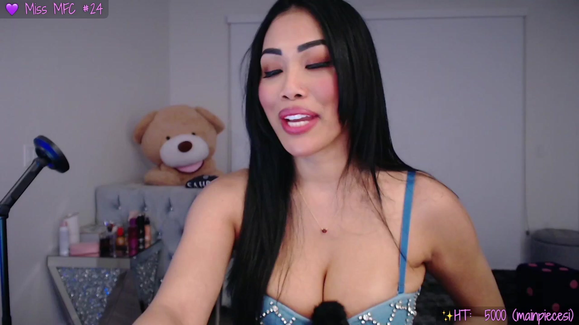 Gallery image thumbnail from SinCityVEE's myfreecams stream on, 03/07/2026, 12:15 image 2 of 20