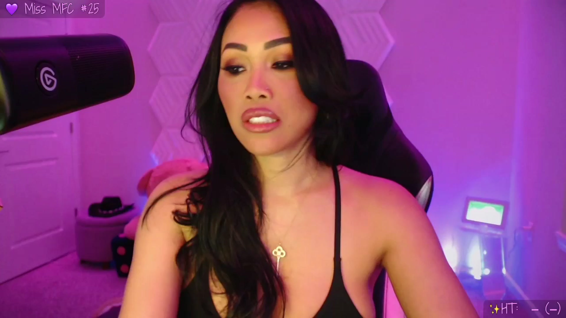 Gallery image thumbnail from SinCityVEE's myfreecams stream on, 04/09/2026, 03:50 image 1 of 20