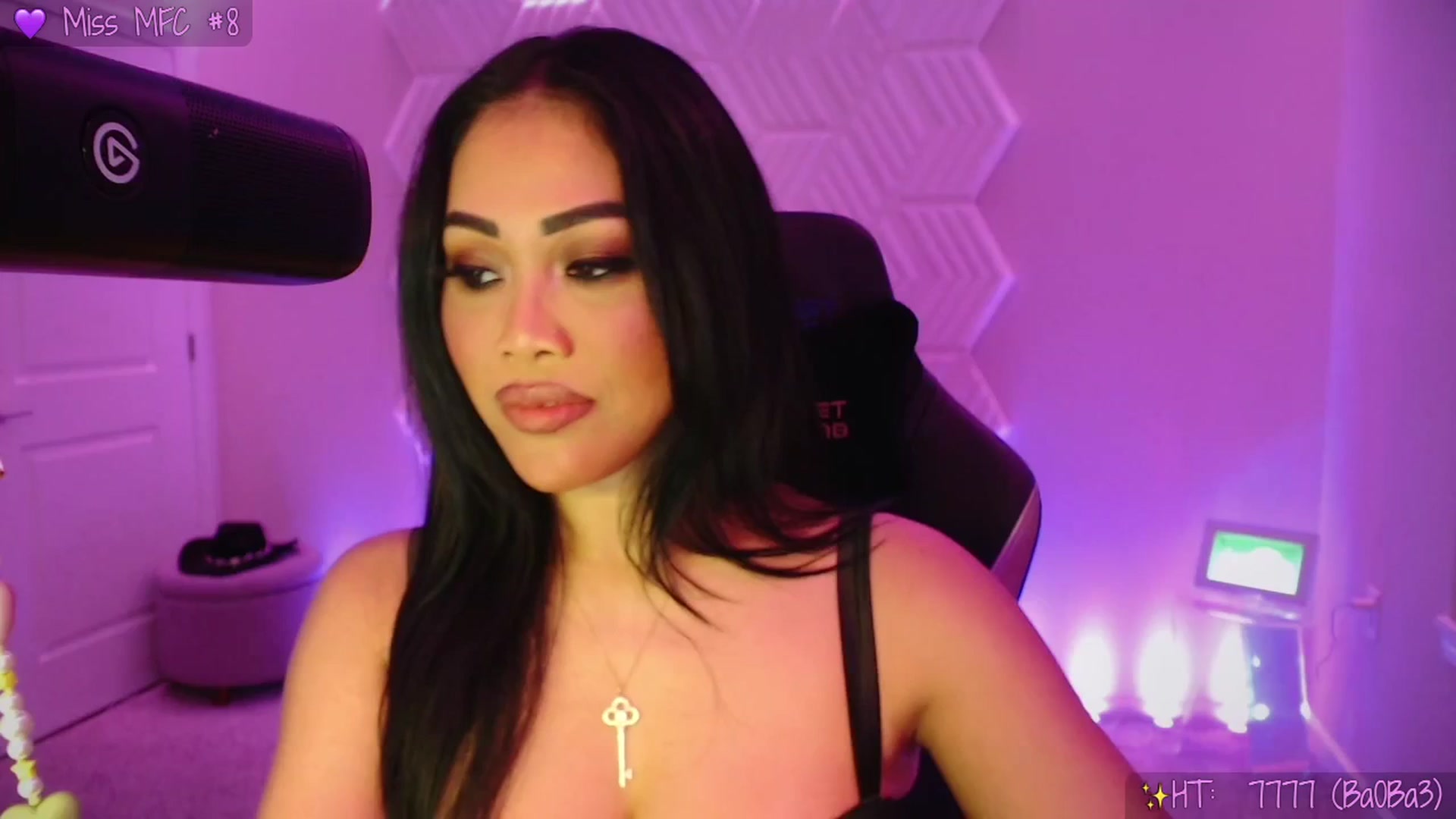 Gallery image thumbnail from SinCityVEE's myfreecams stream on, 04/11/2026, 09:13 image 5 of 20