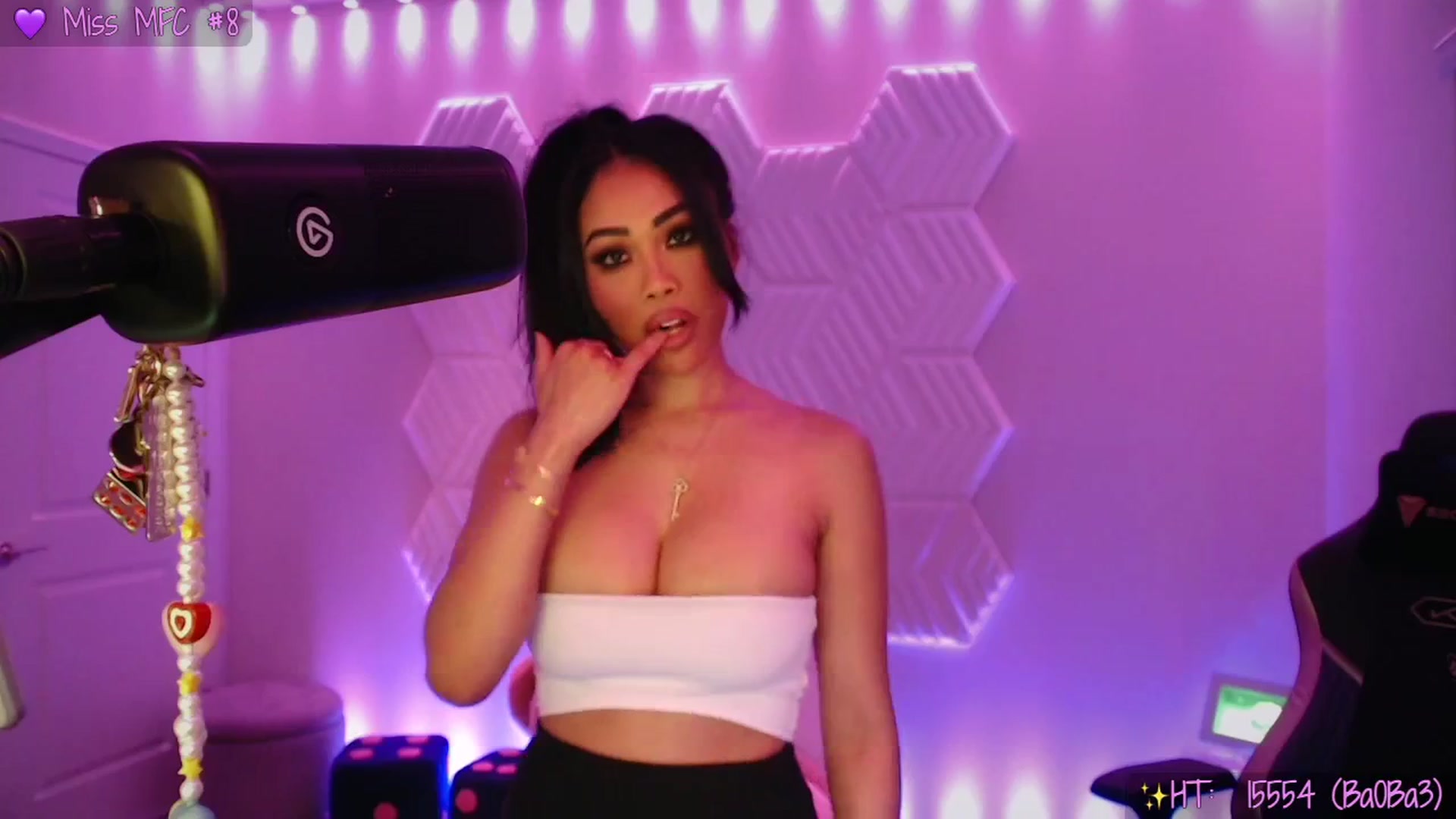 Gallery image thumbnail from SinCityVEE's myfreecams stream on, 04/18/2026, 06:16 image 13 of 20