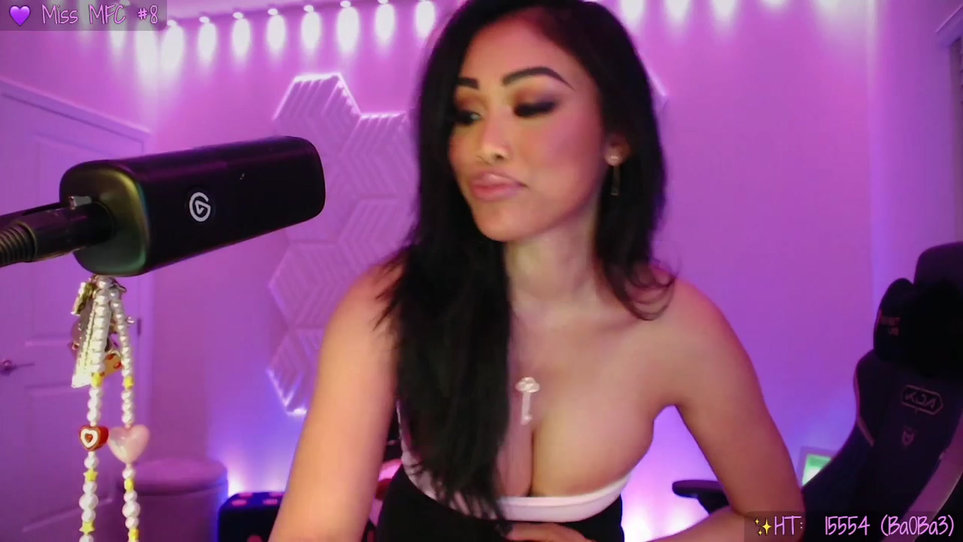 Gallery image thumbnail from SinCityVEE's myfreecams stream on, 04/18/2026, 09:24 image 6 of 20