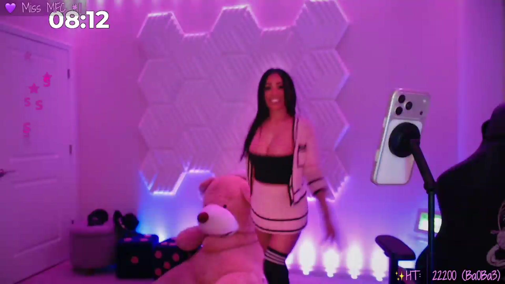 Gallery image thumbnail from SinCityVEE's myfreecams stream on, 04/23/2026, 08:07 image 9 of 20