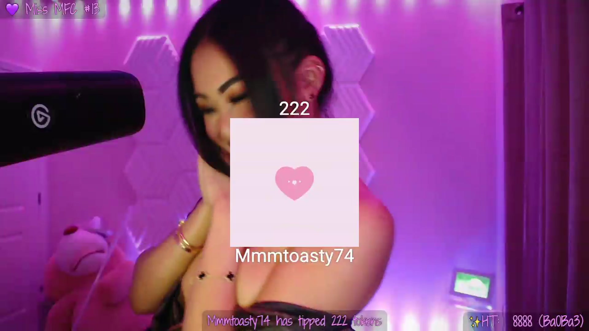 Gallery image thumbnail from SinCityVEE's myfreecams stream on, 04/28/2026, 08:53 image 17 of 20