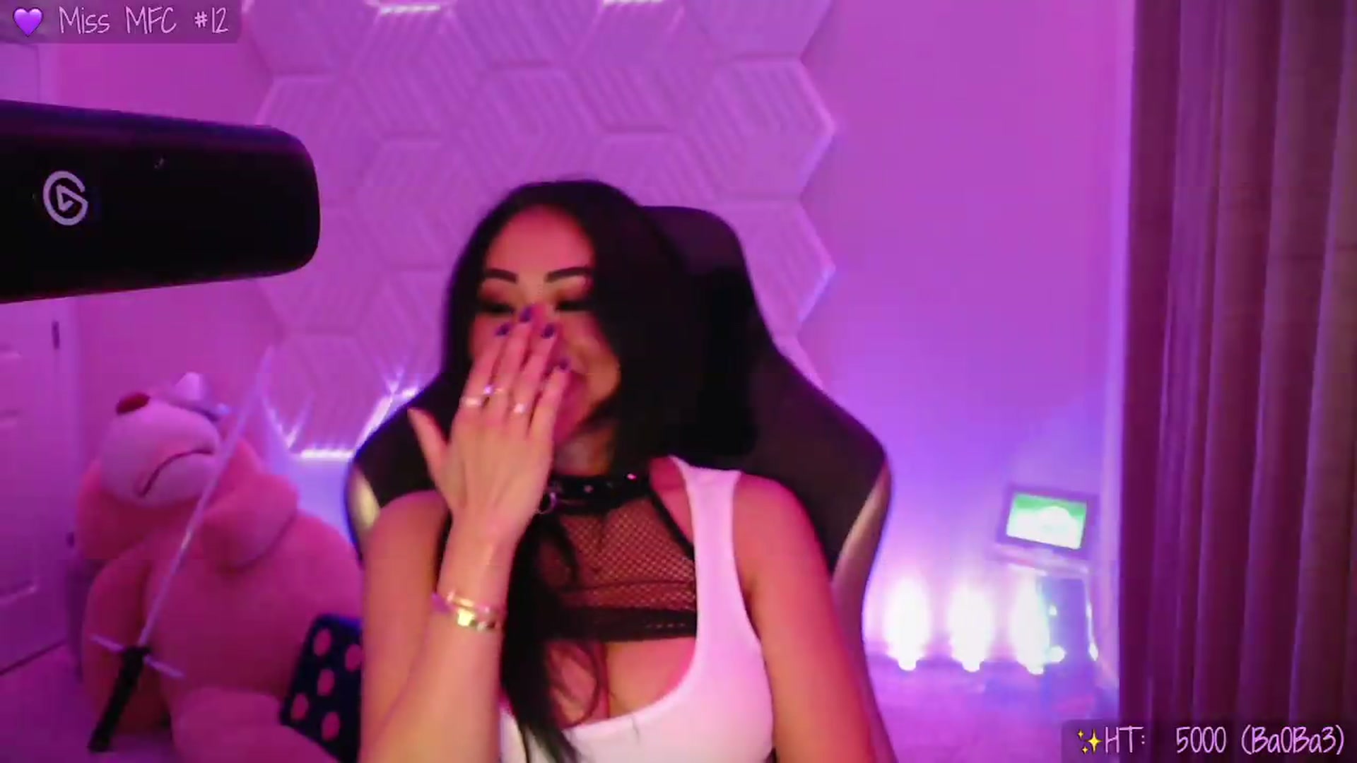 Gallery image thumbnail from SinCityVEE's myfreecams stream on, 04/29/2026, 08:29 image 9 of 20