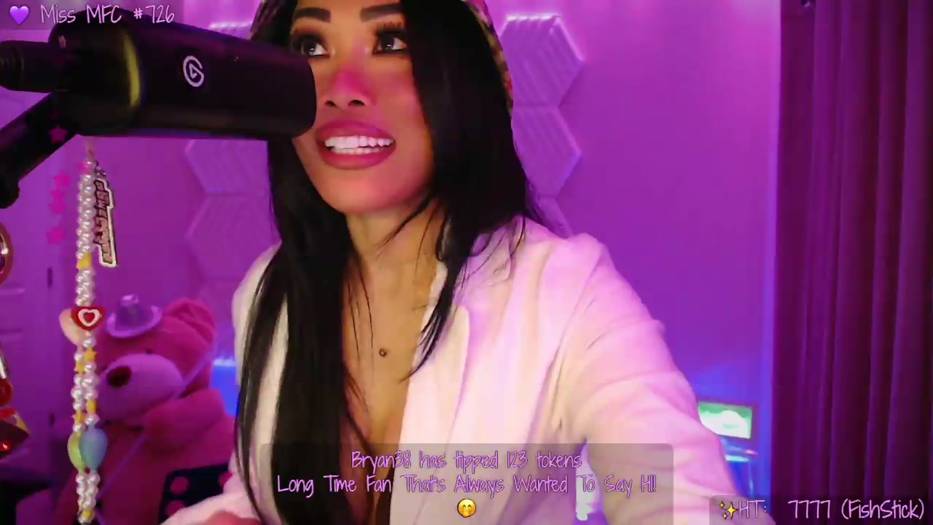 Gallery image thumbnail from SinCityVEE's myfreecams stream on, 05/13/2026, 08:23 image 2 of 20