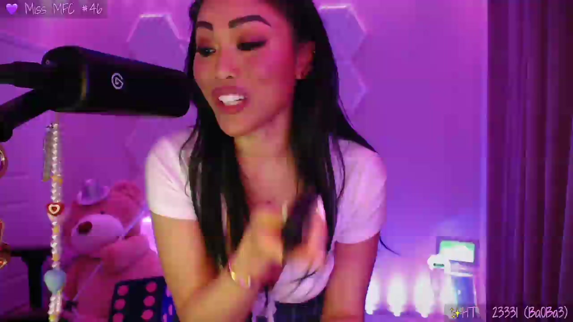 Gallery image thumbnail from SinCityVEE's myfreecams stream on, 05/15/2026, 09:34 image 1 of 20