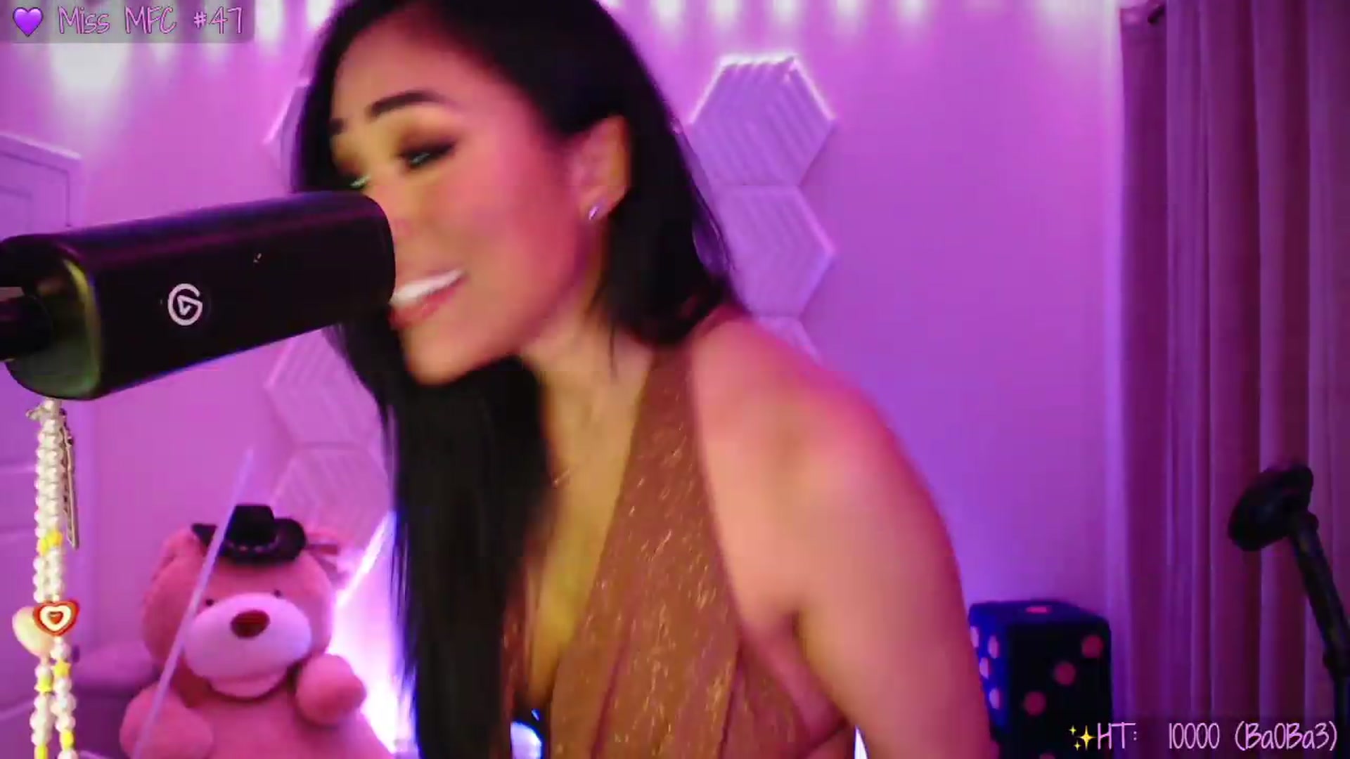 Gallery image thumbnail from SinCityVEE's myfreecams stream on, 05/20/2026, 09:13 image 10 of 20