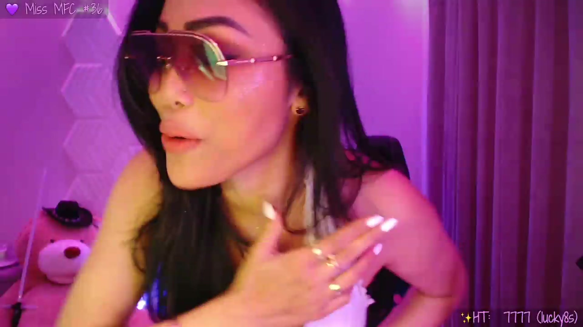 Gallery image thumbnail from SinCityVEE's myfreecams stream on, 05/24/2026, 07:13 image 15 of 20