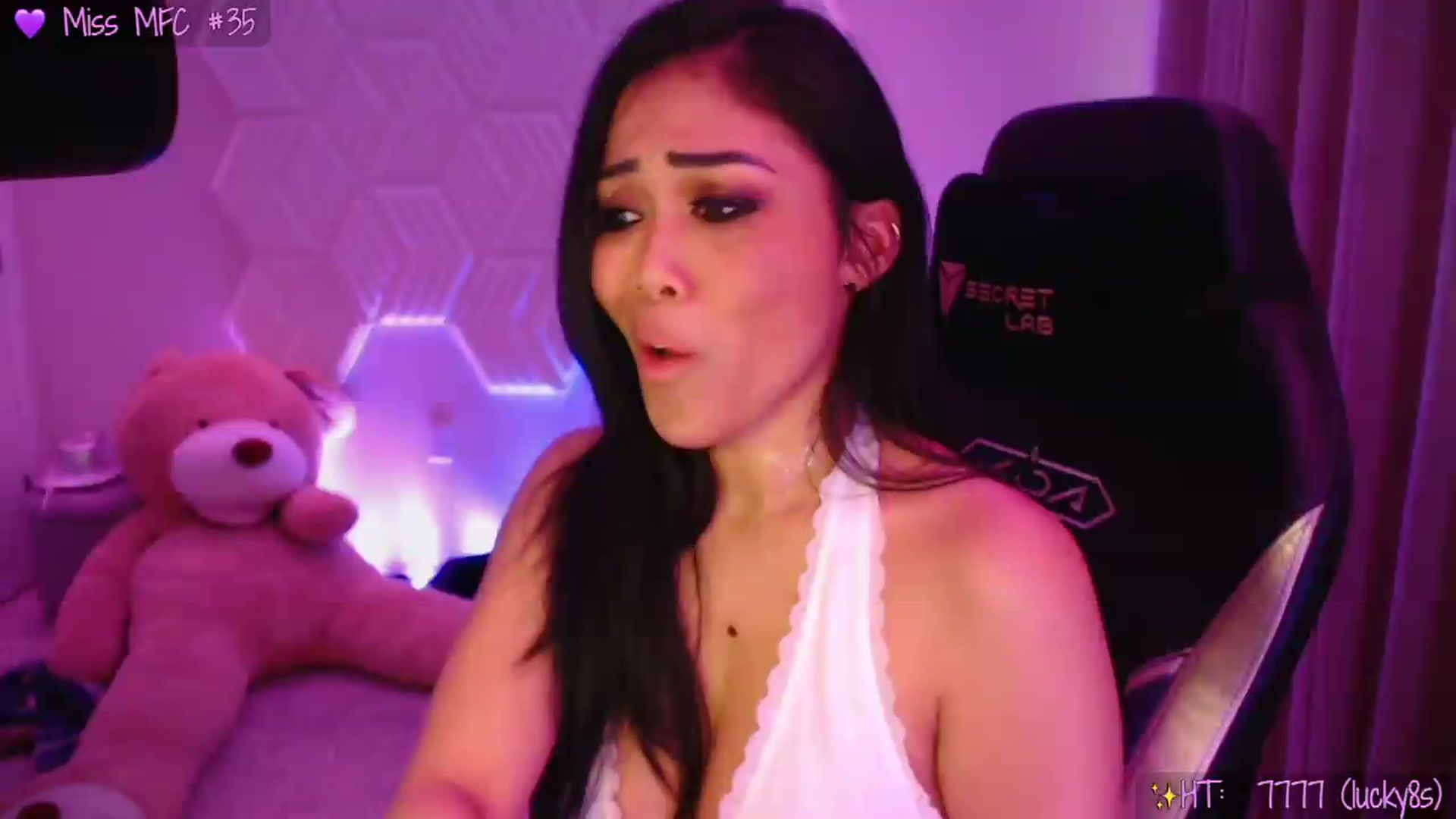 Gallery image thumbnail from SinCityVEE's myfreecams stream on, 05/24/2026, 13:43 image 8 of 20