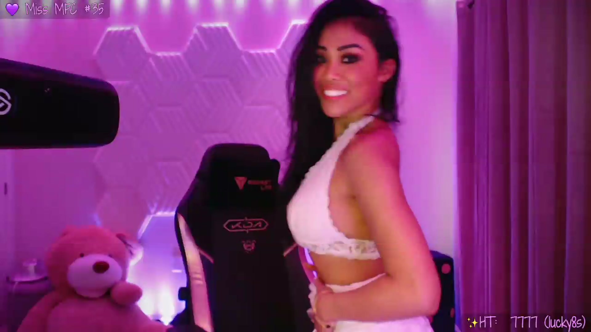 Gallery image thumbnail from SinCityVEE's myfreecams stream on, 05/24/2026, 13:43 image 9 of 20