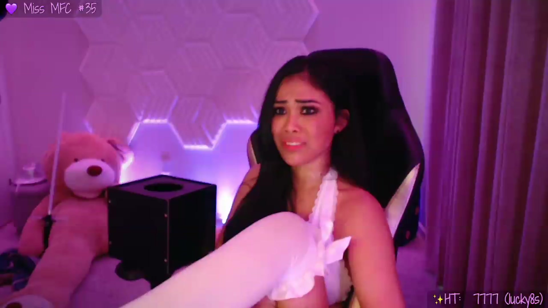 Gallery image thumbnail from SinCityVEE's myfreecams stream on, 05/24/2026, 13:43 image 4 of 20