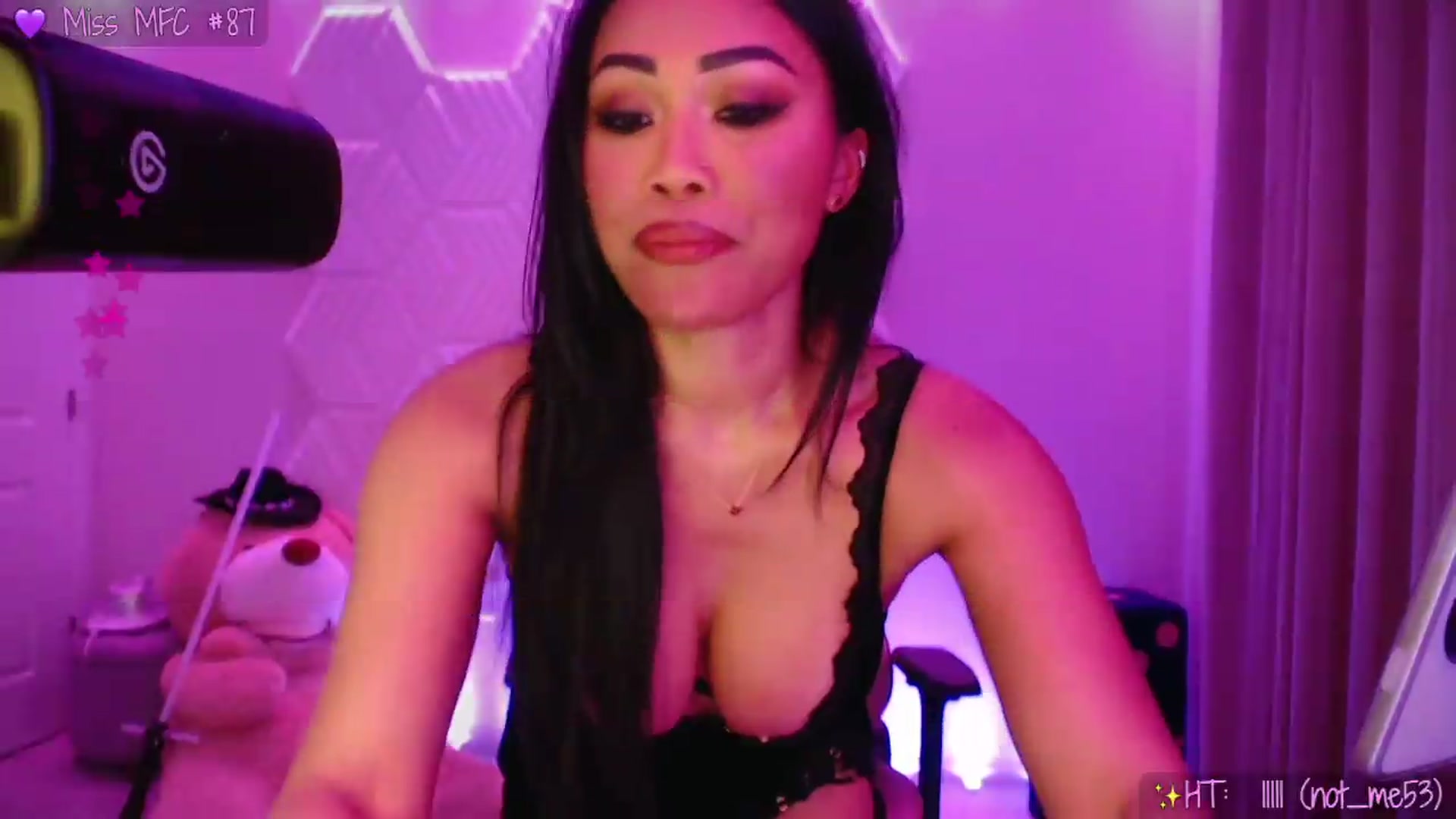 Gallery image thumbnail from SinCityVEE's myfreecams stream on, 06/04/2026, 09:38 image 14 of 20