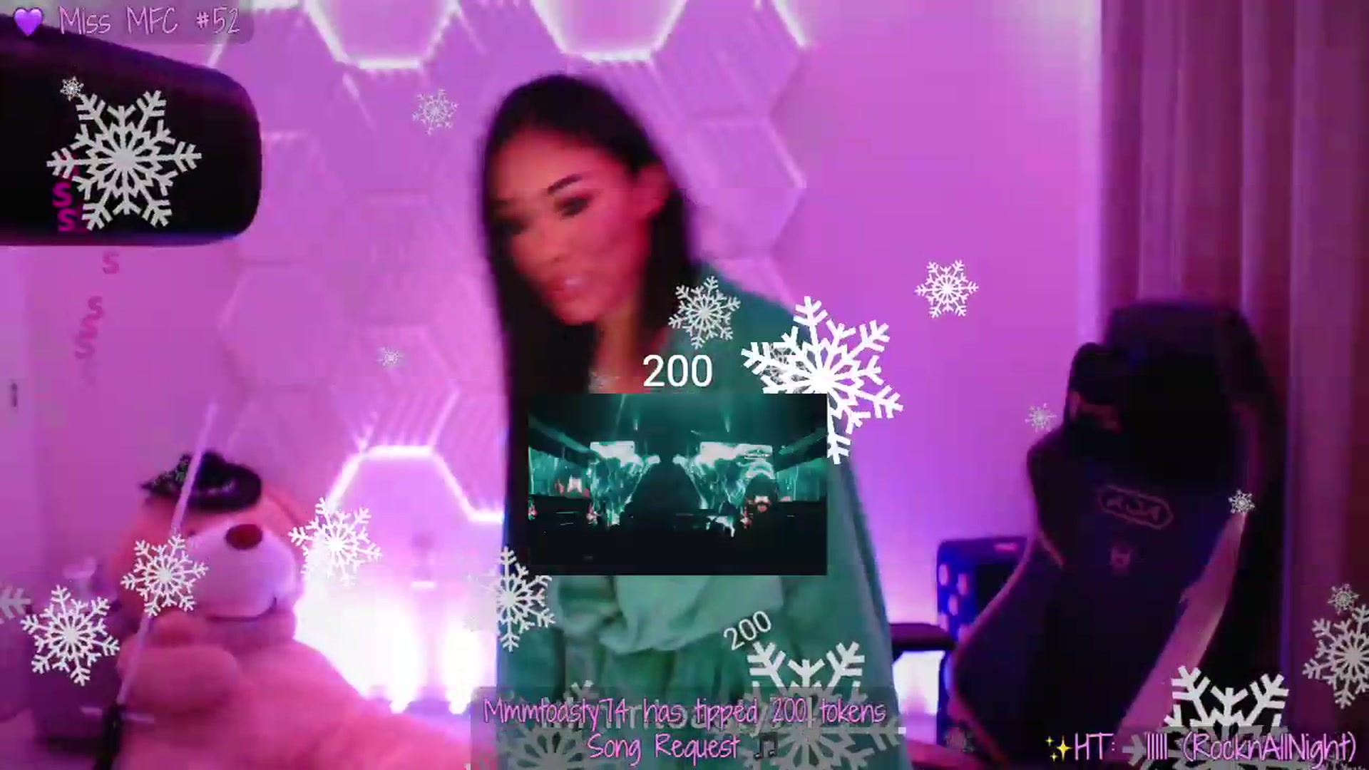 Gallery image thumbnail from SinCityVEE's myfreecams stream on, 06/05/2026, 08:59 image 15 of 20