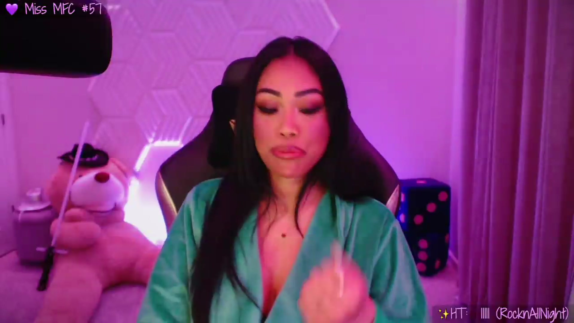 Gallery image thumbnail from SinCityVEE's myfreecams stream on, 06/05/2026, 08:59 image 4 of 20