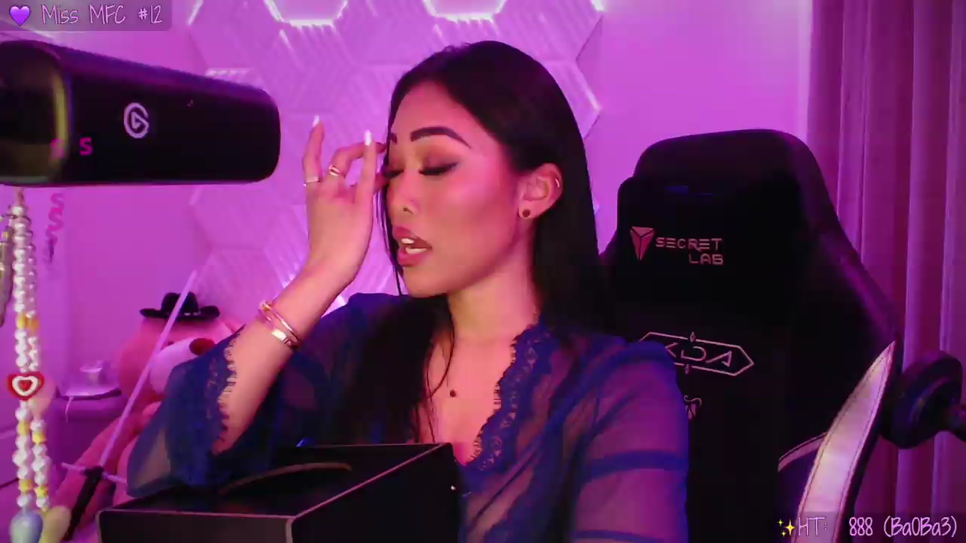 Gallery image thumbnail from SinCityVEE's myfreecams stream on, 06/08/2026, 06:03 image 2 of 20